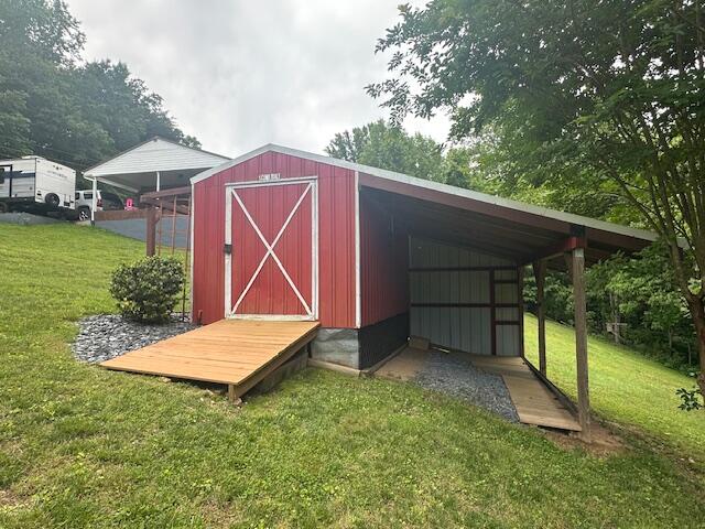 586 Graceland Dr, Bassett, Virginia image 33
