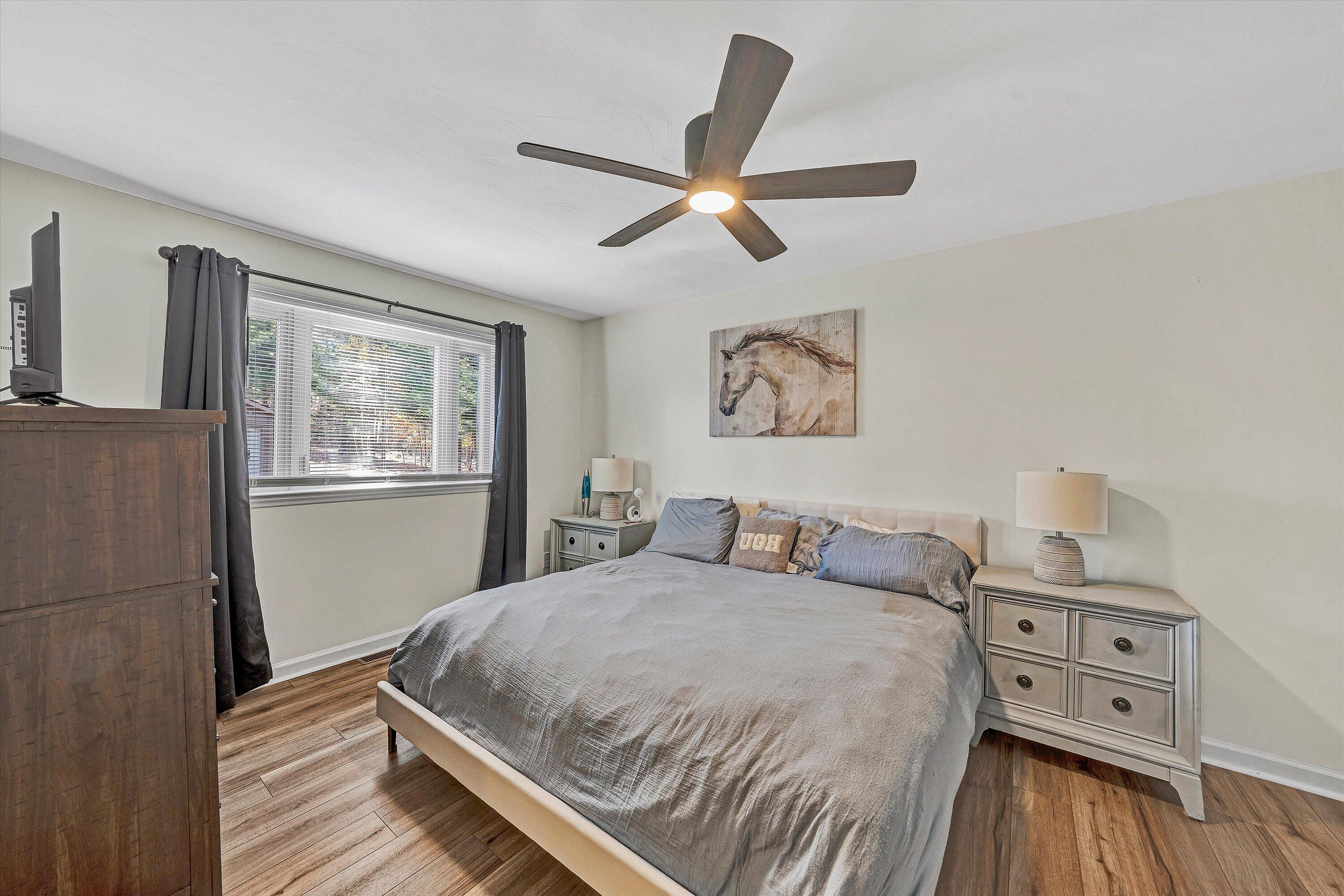 Moneta, Virginia, 24121, United States, 3 Bedrooms Bedrooms, ,3 BathroomsBathrooms,Residential,Active,2019862