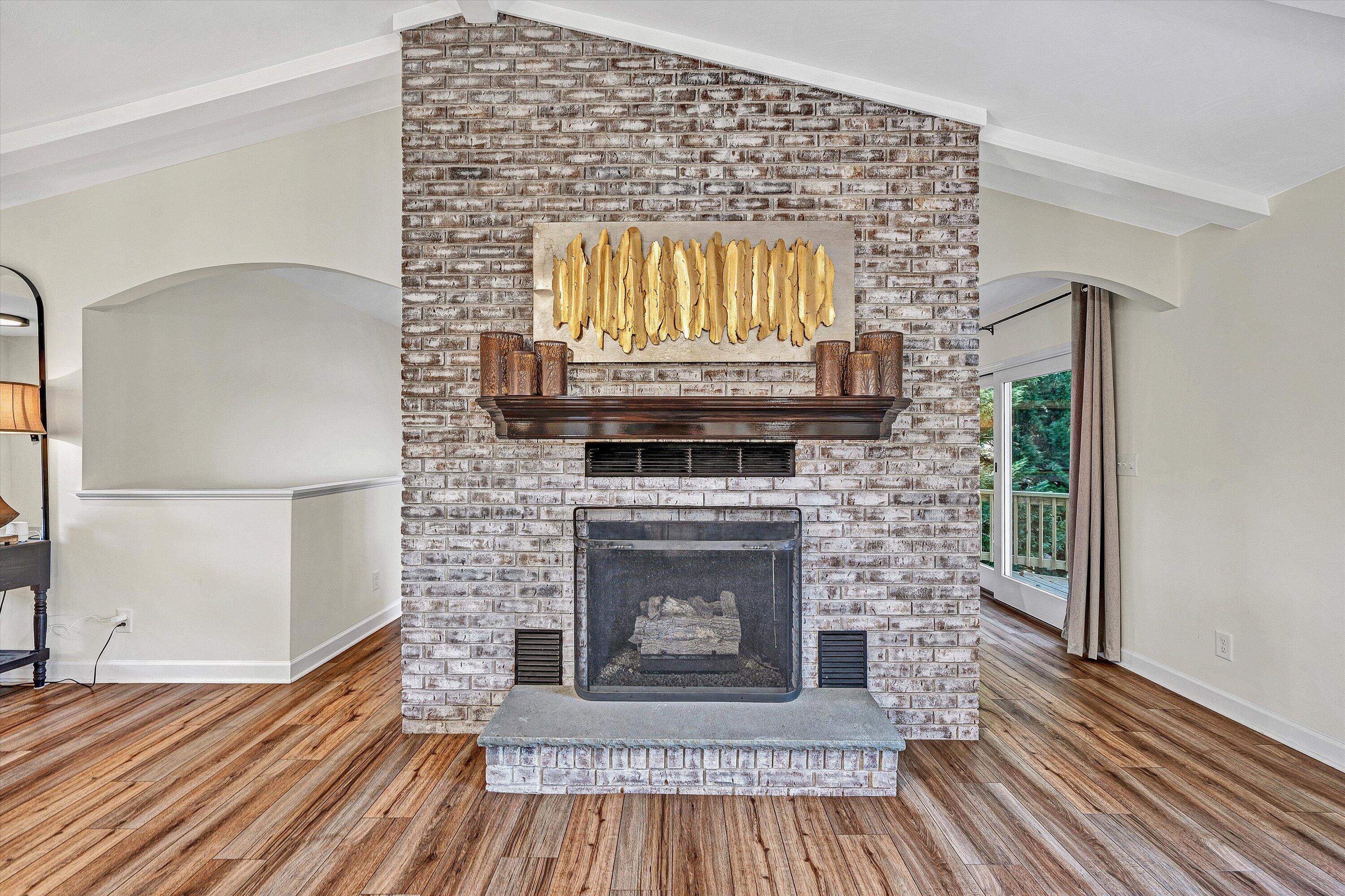 Moneta, Virginia, 24121, United States, 3 Bedrooms Bedrooms, ,3 BathroomsBathrooms,Residential,Active,2019862