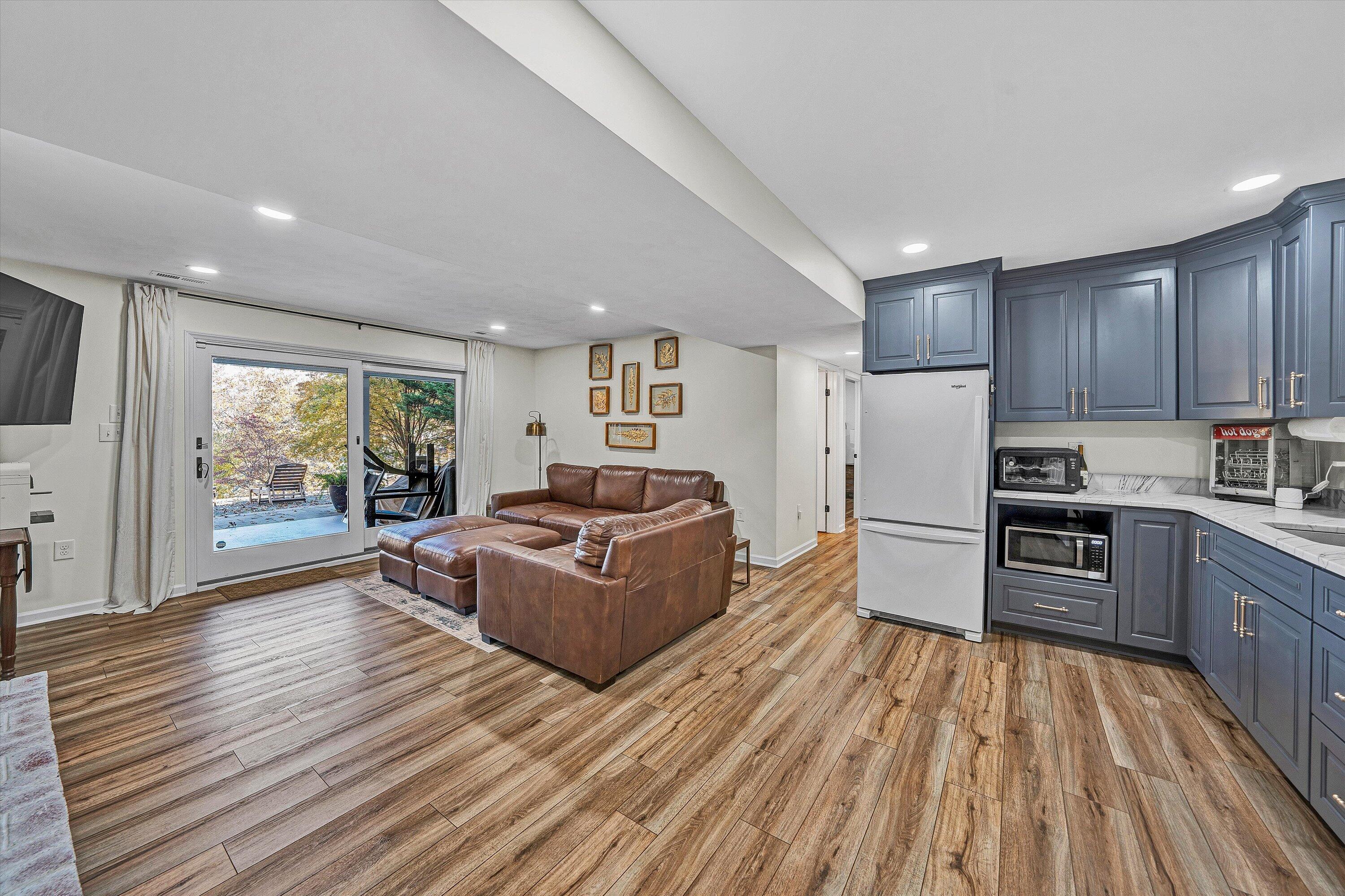 Moneta, Virginia, 24121, United States, 3 Bedrooms Bedrooms, ,3 BathroomsBathrooms,Residential,Active,2019862