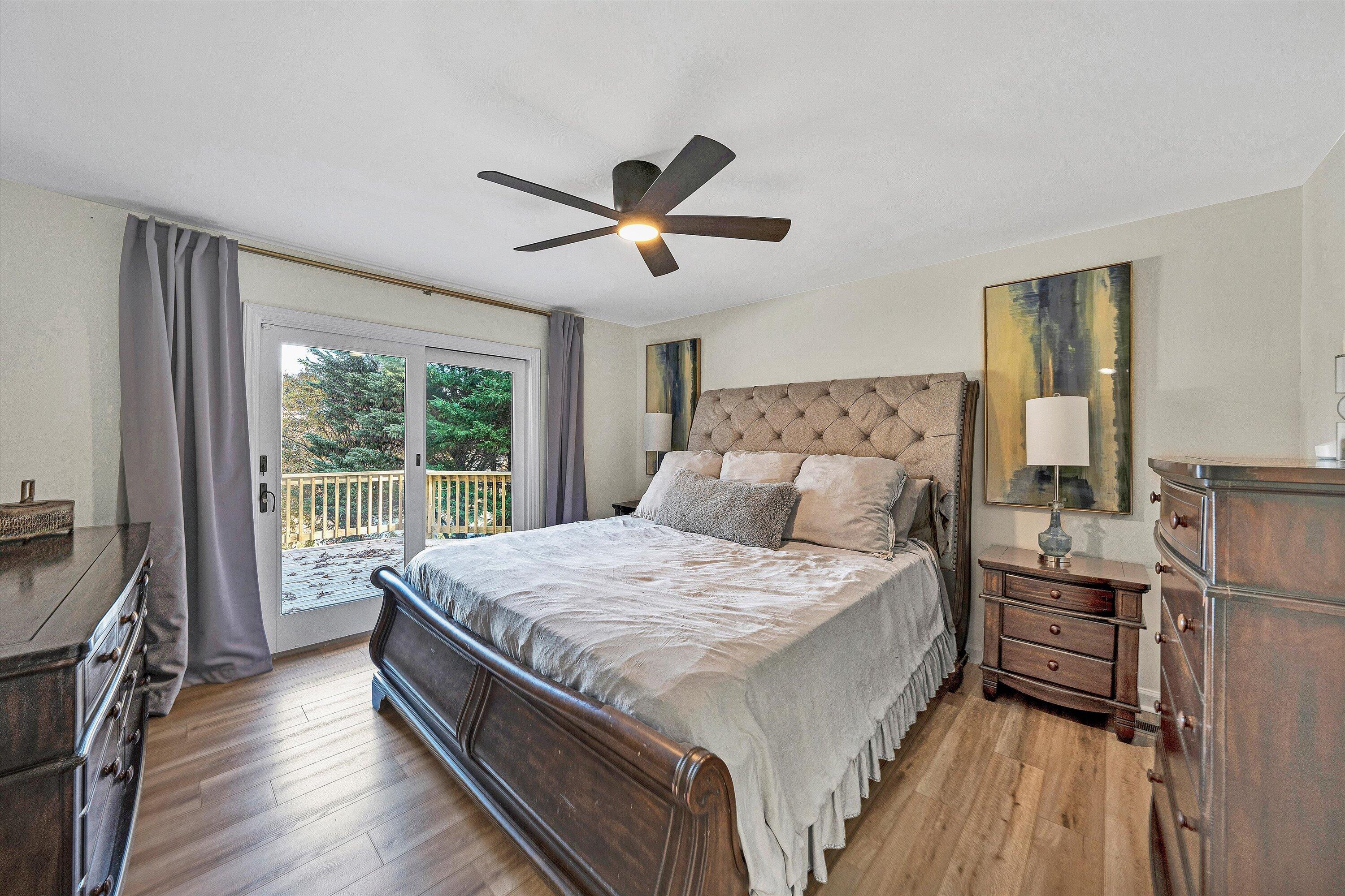 Moneta, Virginia, 24121, United States, 3 Bedrooms Bedrooms, ,3 BathroomsBathrooms,Residential,Active,2019862