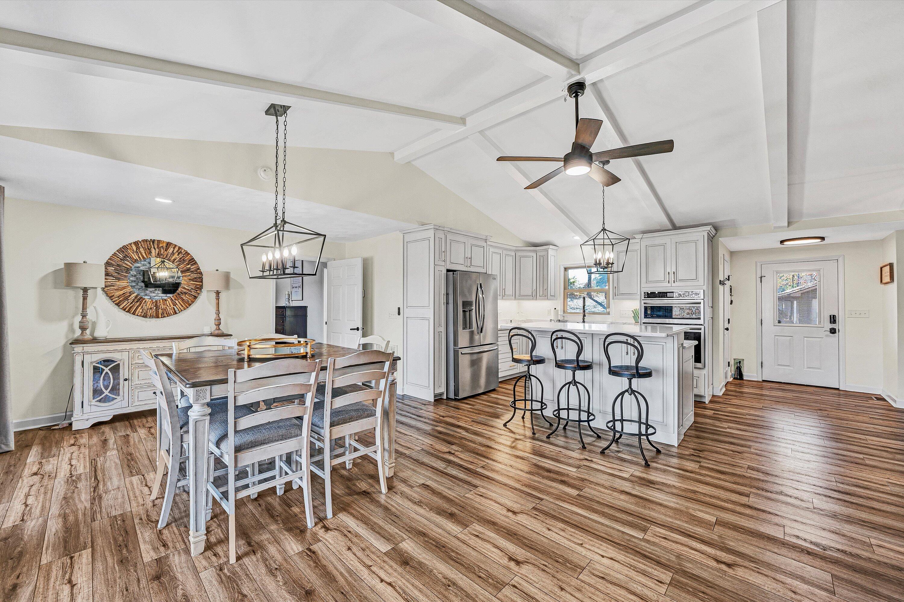 Moneta, Virginia, 24121, United States, 3 Bedrooms Bedrooms, ,3 BathroomsBathrooms,Residential,Active,2019862