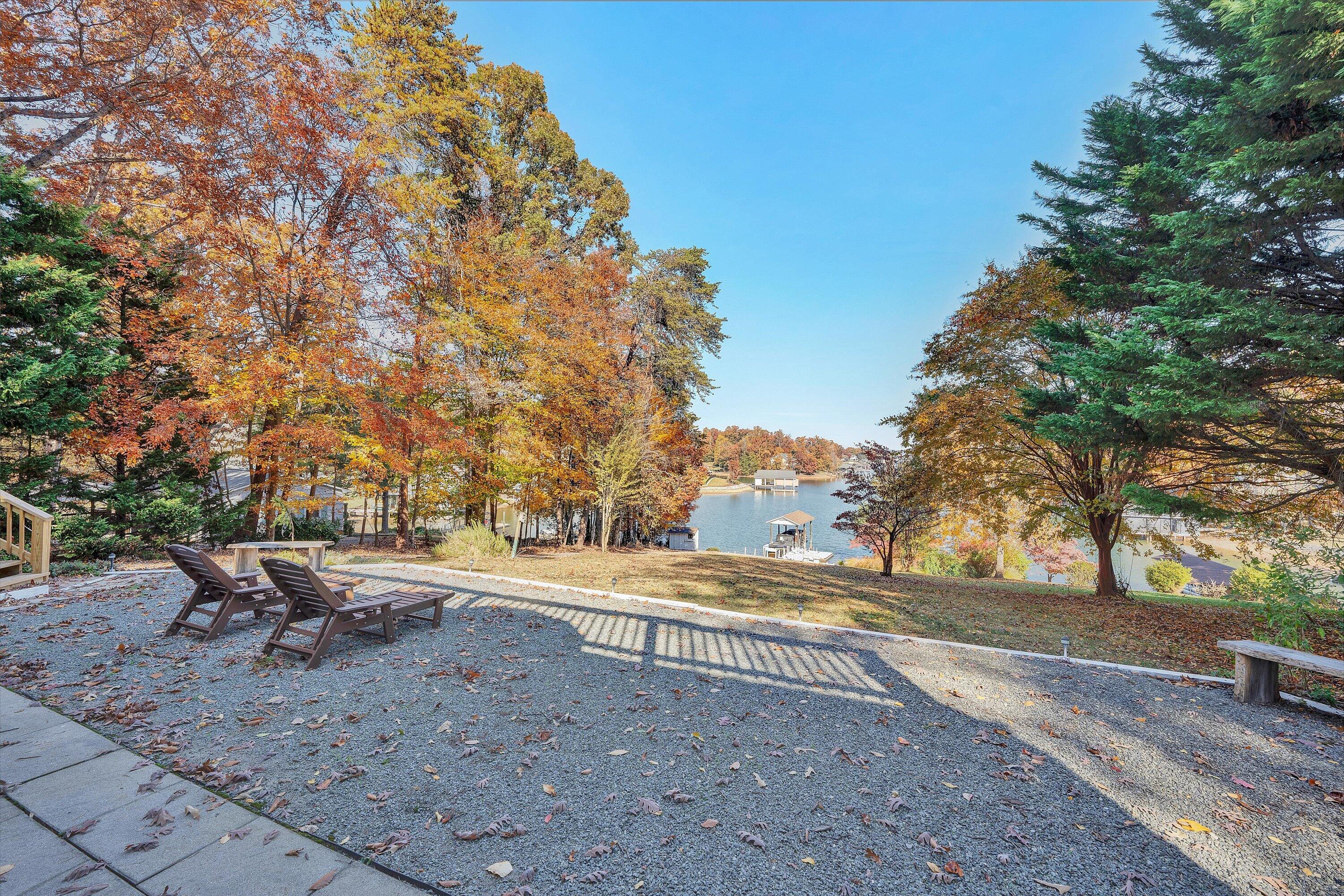 Moneta, Virginia, 24121, United States, 3 Bedrooms Bedrooms, ,3 BathroomsBathrooms,Residential,Active,2019862