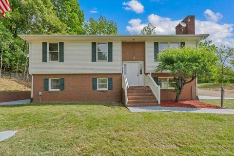 Homes For Sale - 347 Roy Rd<br/> Troutville, VA 24175