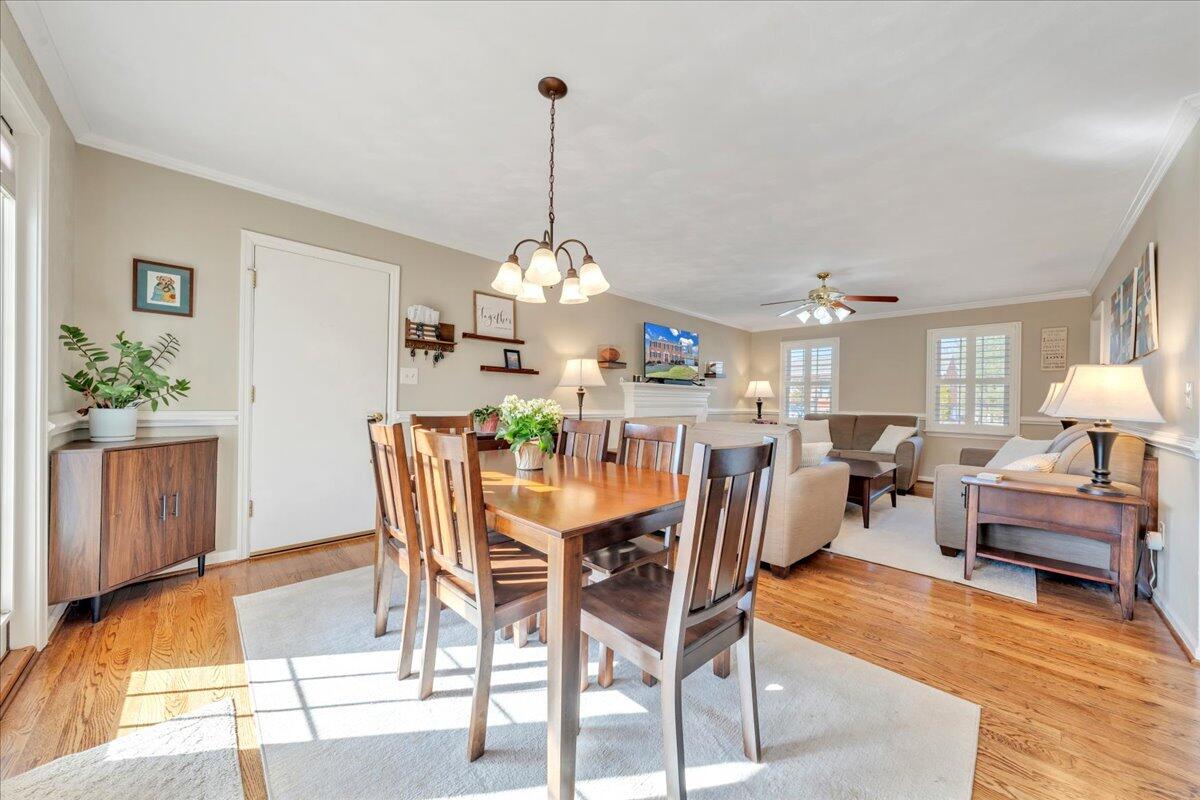 710 Joan Cir, Salem, Virginia image 20