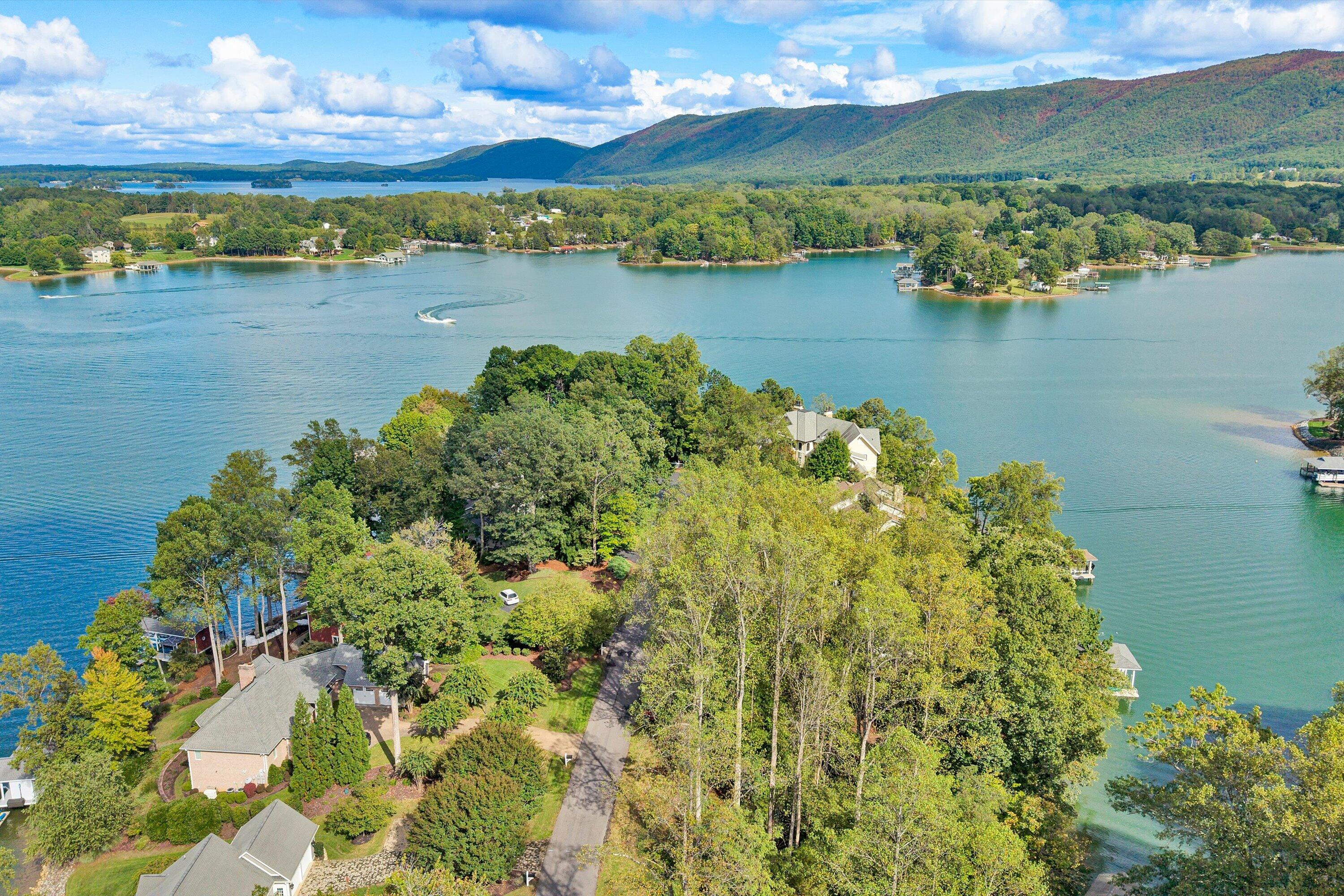 Penhook, Virginia 24137, United States, ,Land,Active,219358