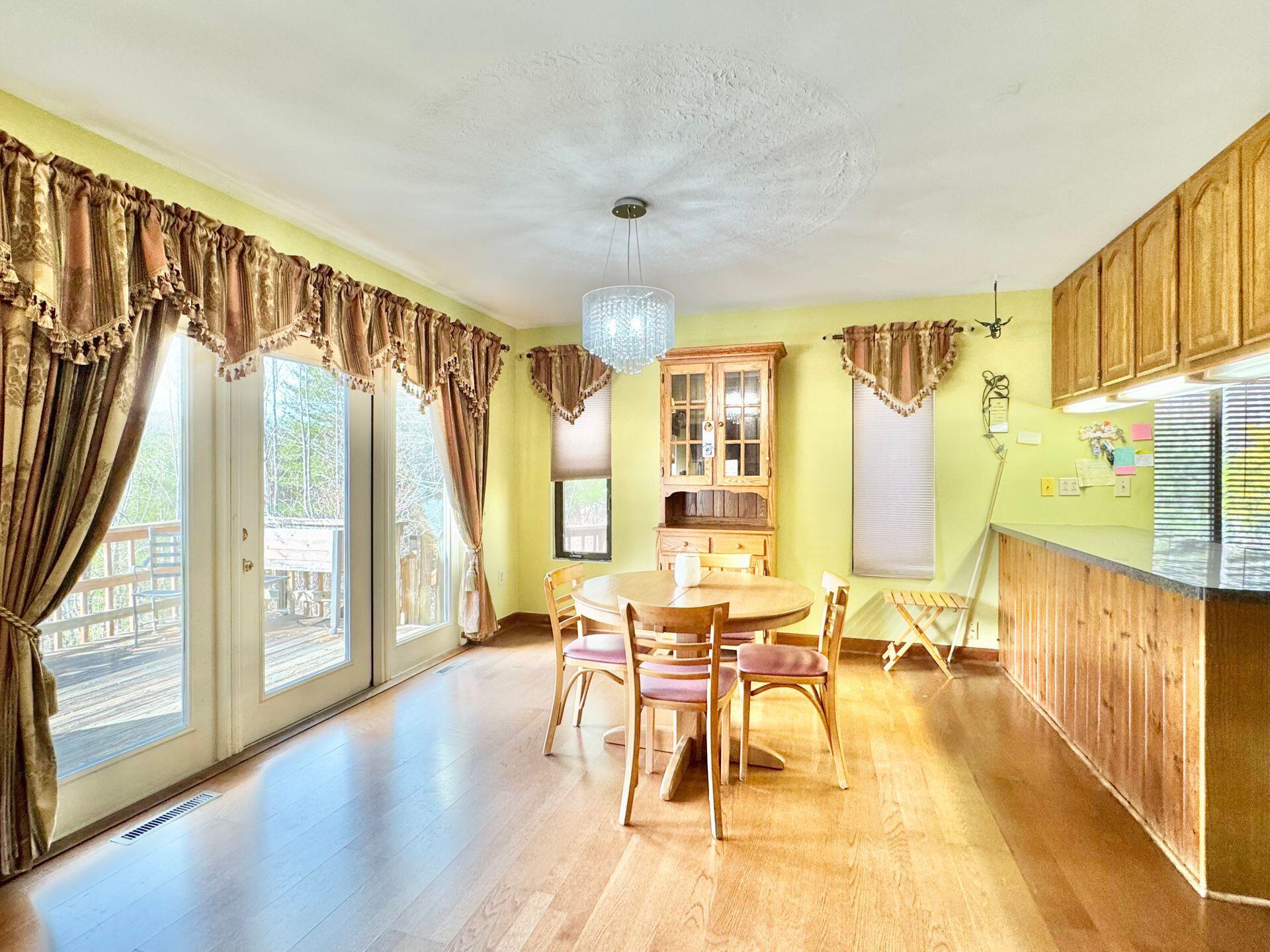 9245 Patterson Dr, Bent Mountain, Virginia image 15