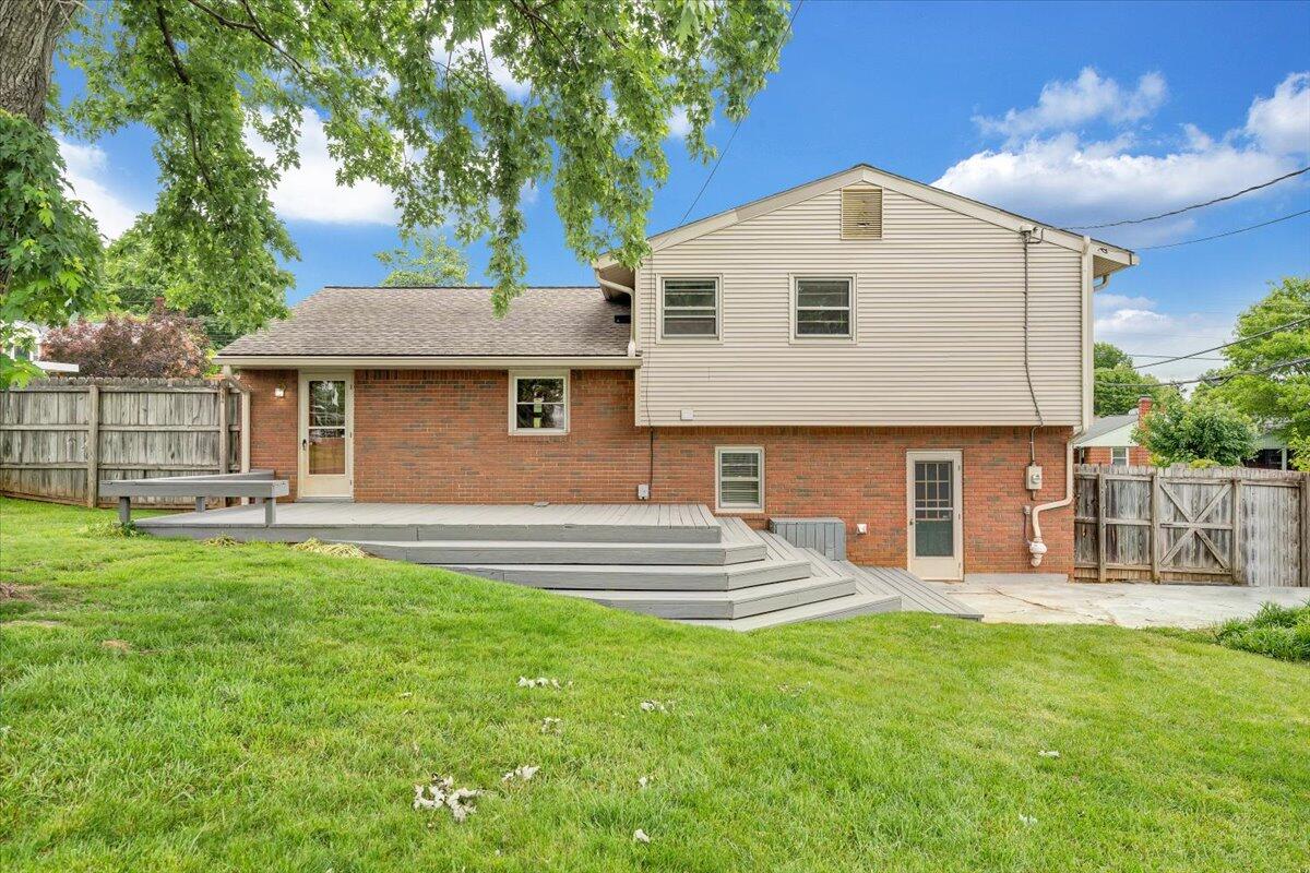 137 Frontier Rd, Roanoke, Virginia image 39