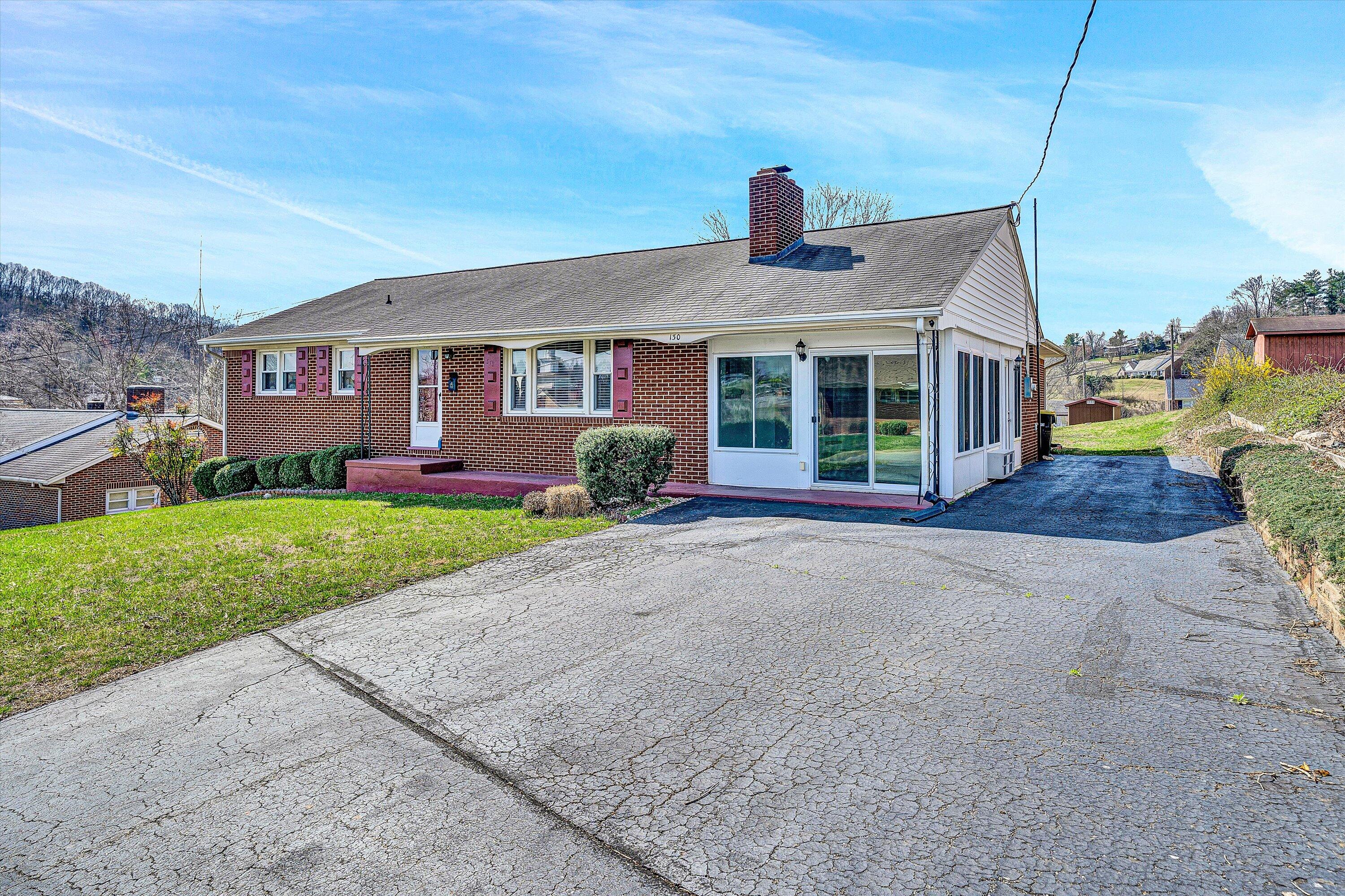 130 Center St, Rocky Mount, Virginia image 22