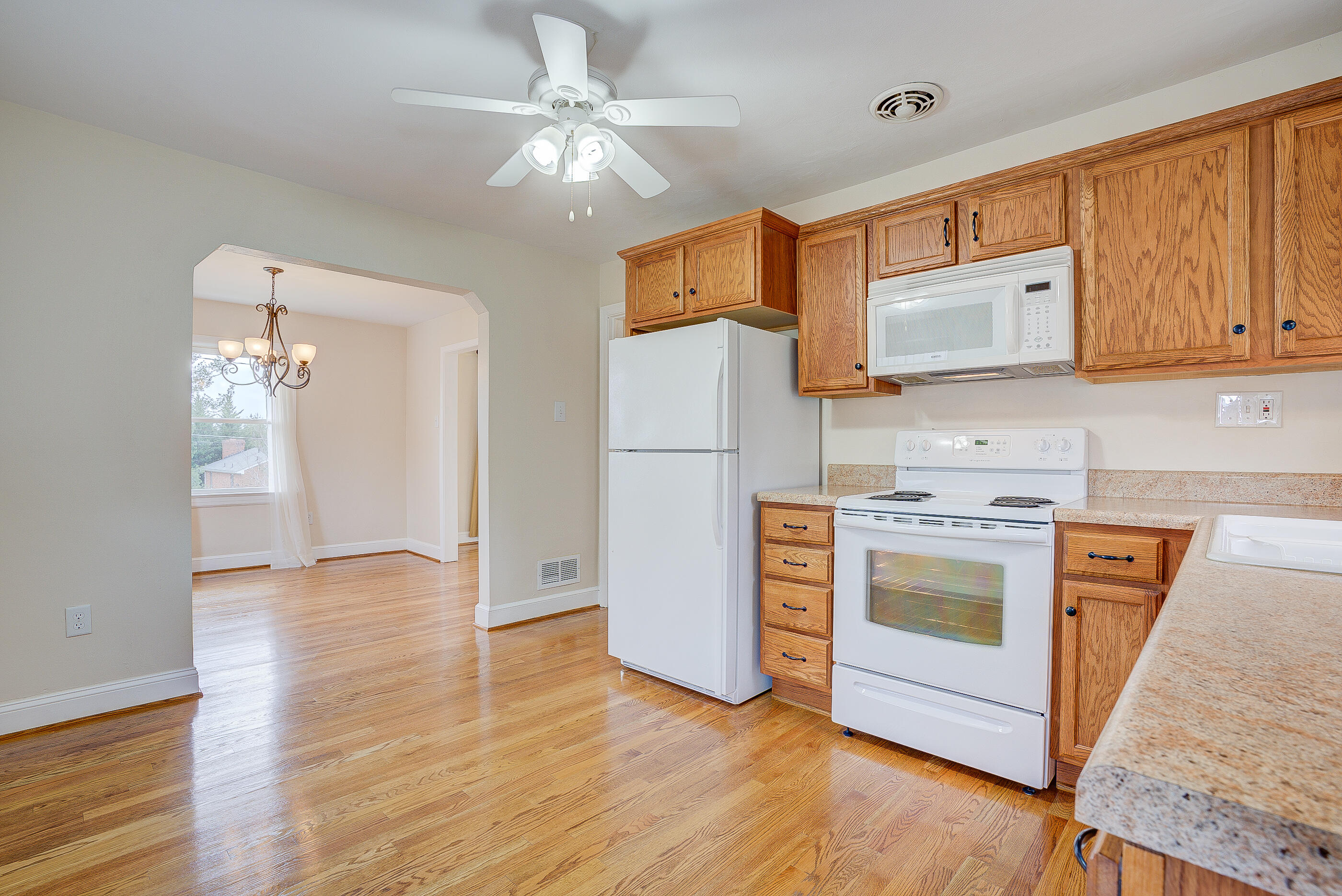 6506 Laban Rd, Roanoke, Virginia image 27