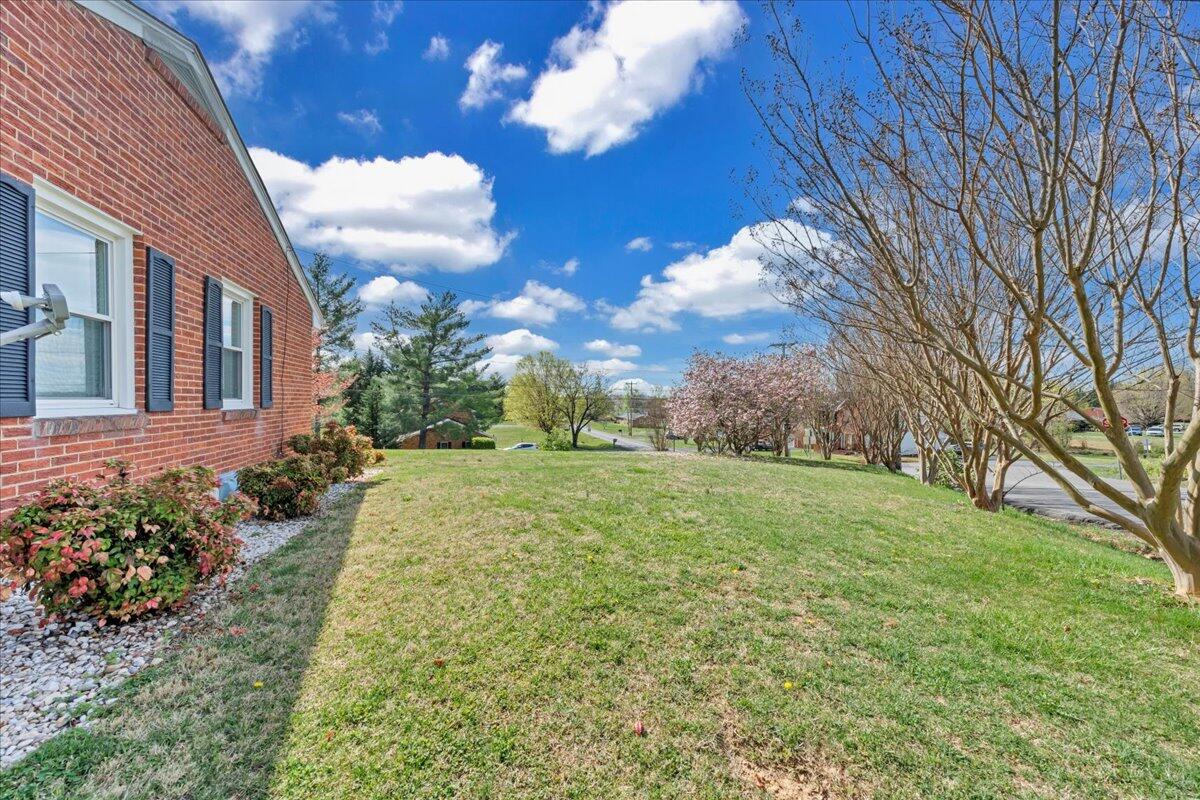 6506 Laban Rd, Roanoke, Virginia image 8