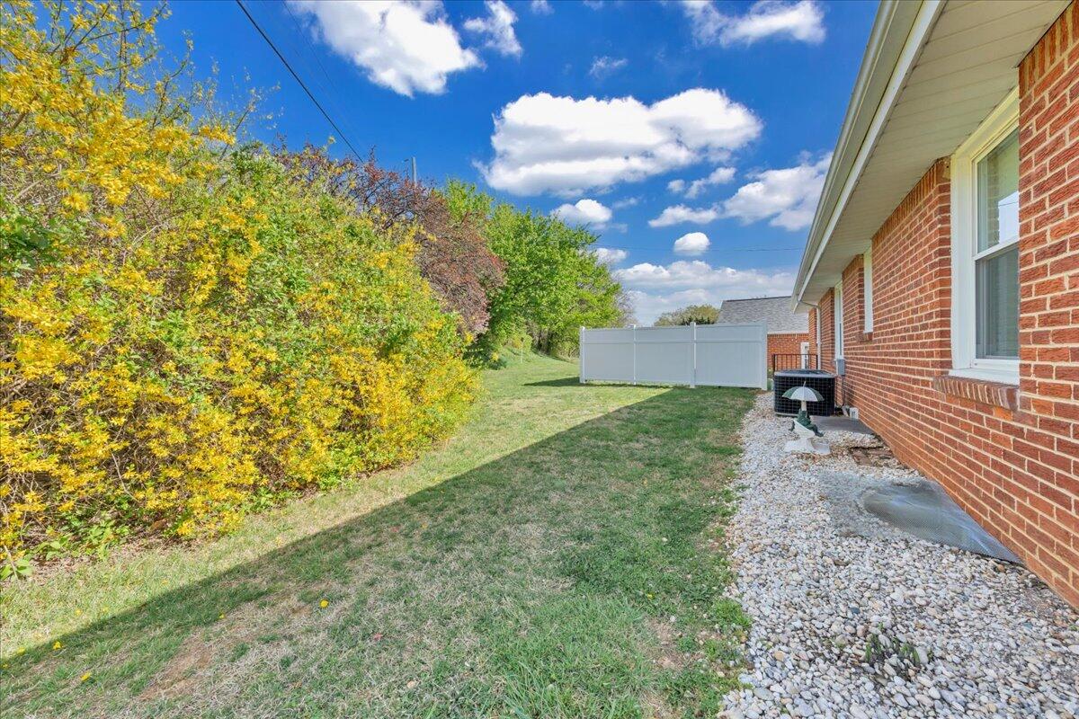 6506 Laban Rd, Roanoke, Virginia image 9