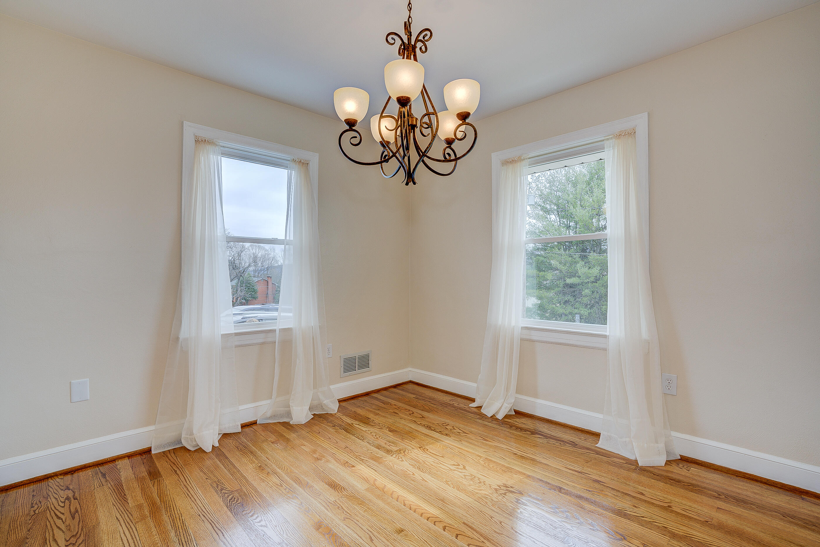 6506 Laban Rd, Roanoke, Virginia image 32