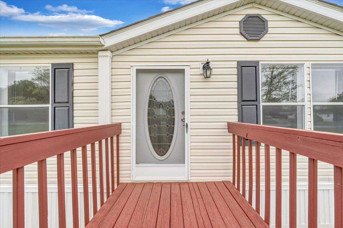 247 High Point Rd, Moneta, Virginia image 2