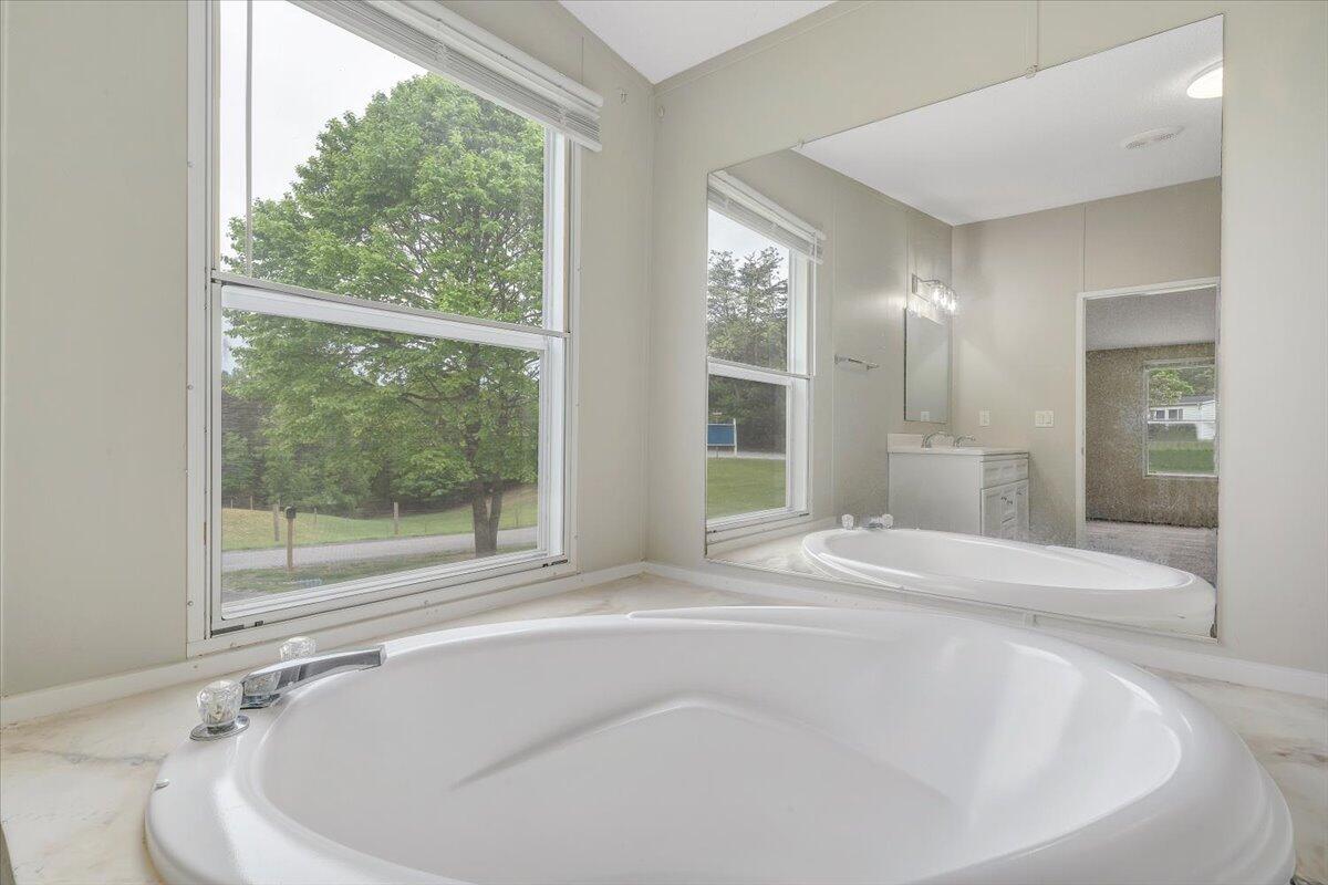 247 High Point Rd, Moneta, Virginia image 24
