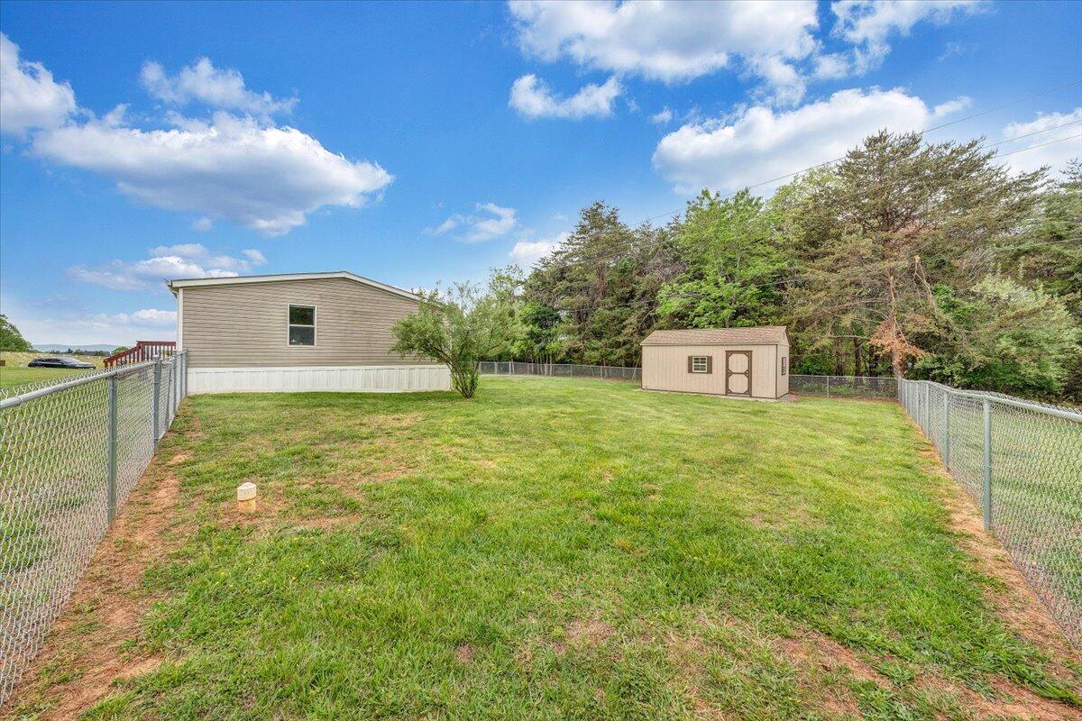 247 High Point Rd, Moneta, Virginia image 41