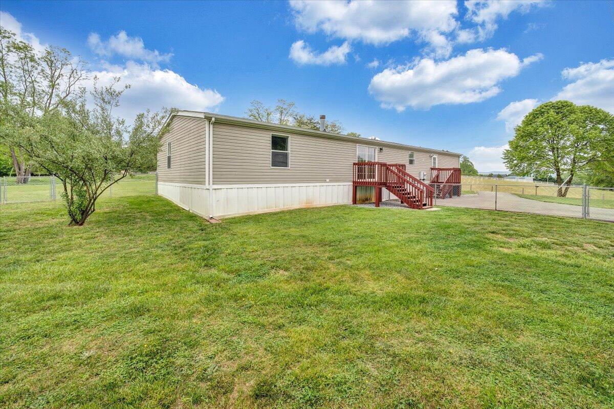 247 High Point Rd, Moneta, Virginia image 35