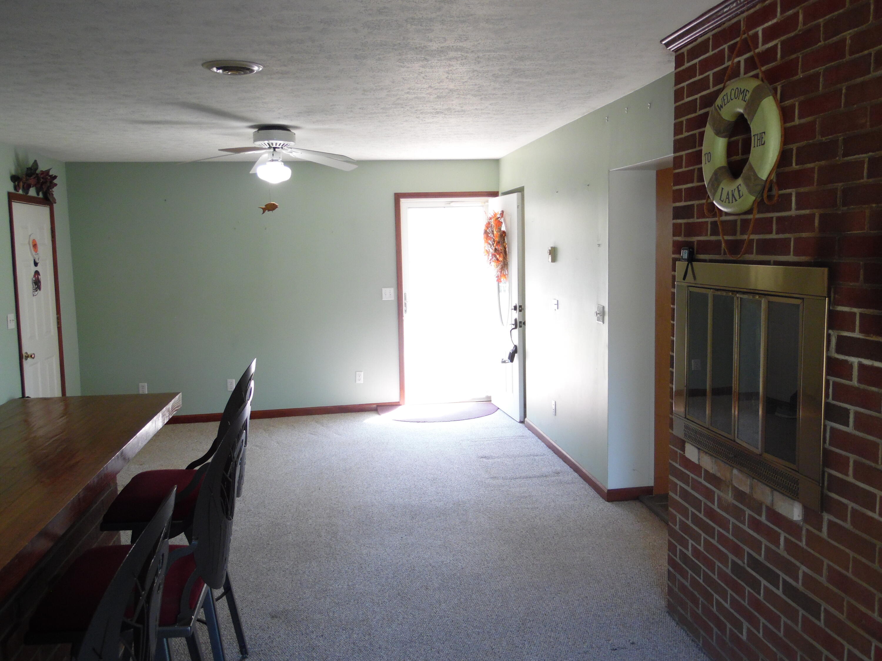 6921 Beach Dr, Radford, Virginia image 14