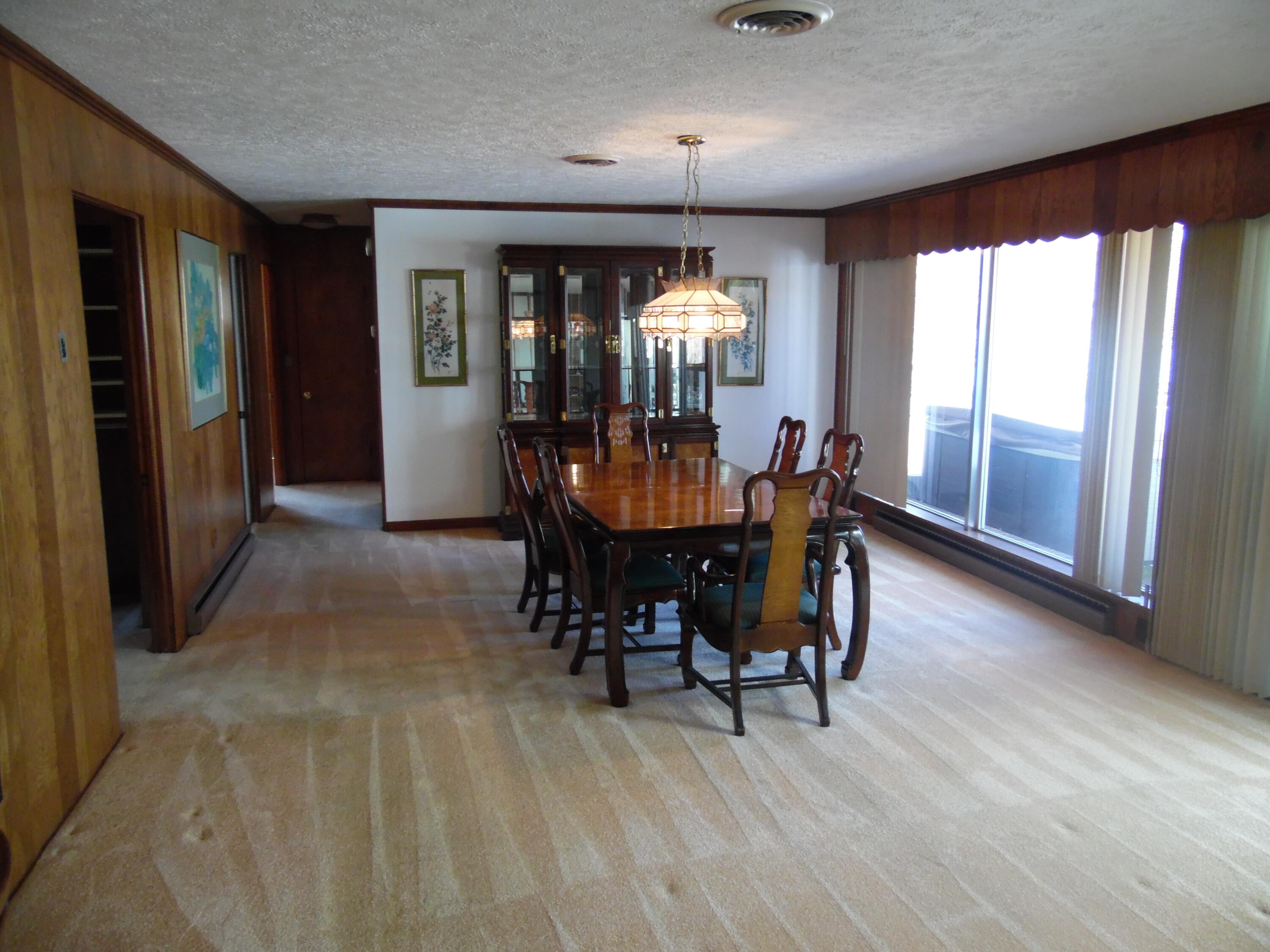 6921 Beach Dr, Radford, Virginia image 2
