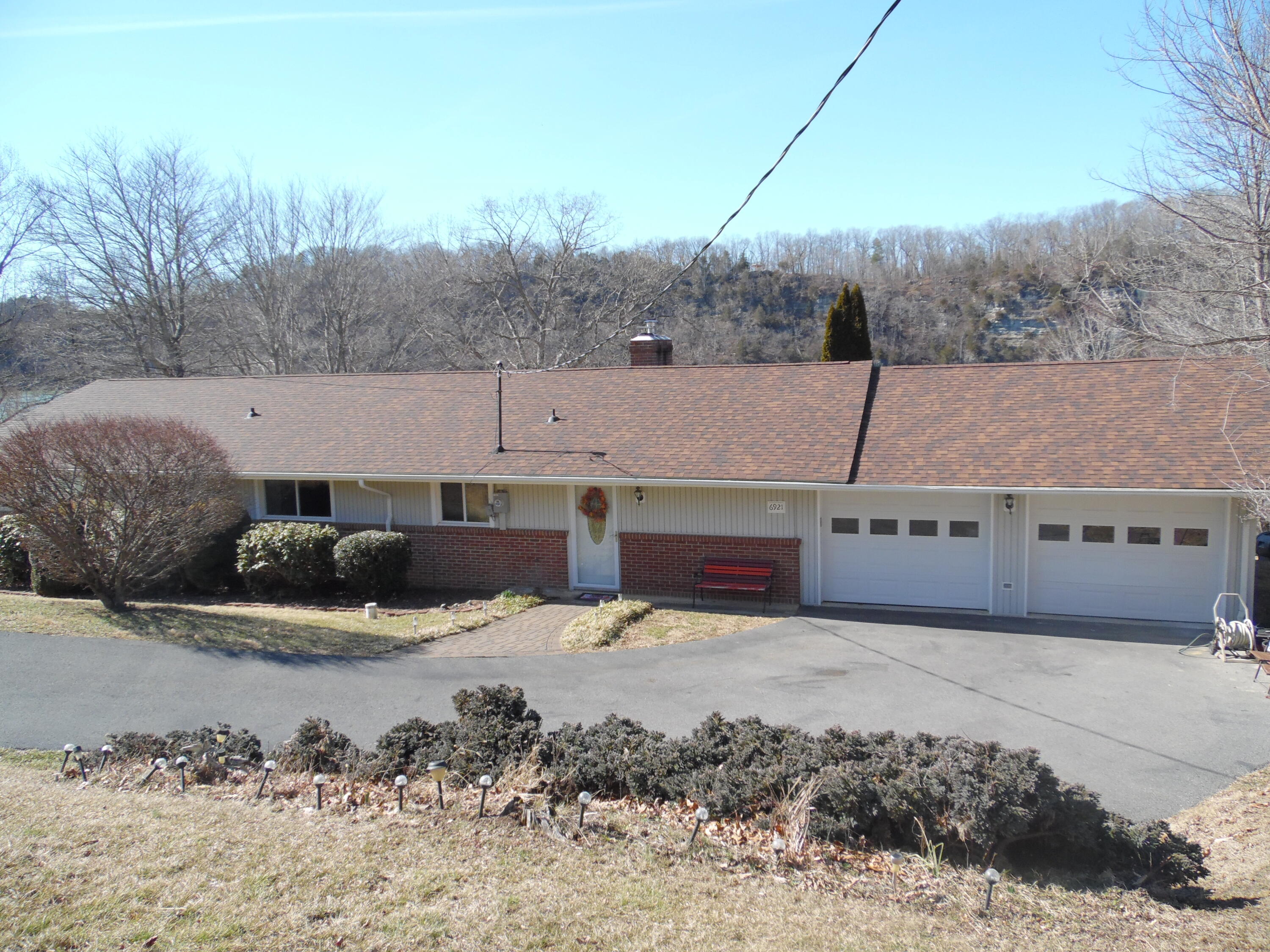 6921 Beach Dr, Radford, Virginia image 1
