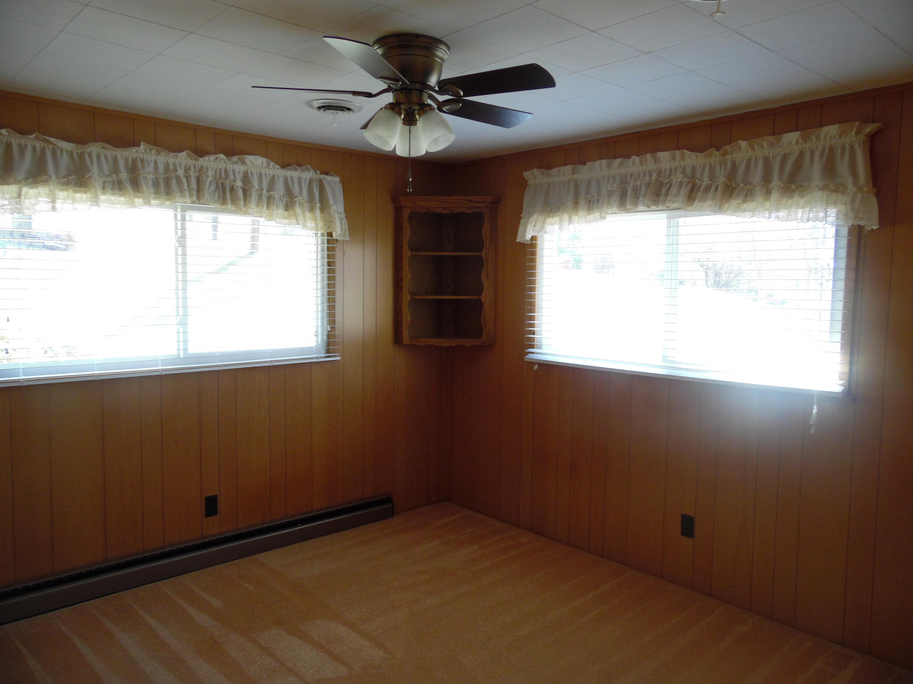 6921 Beach Dr, Radford, Virginia image 7