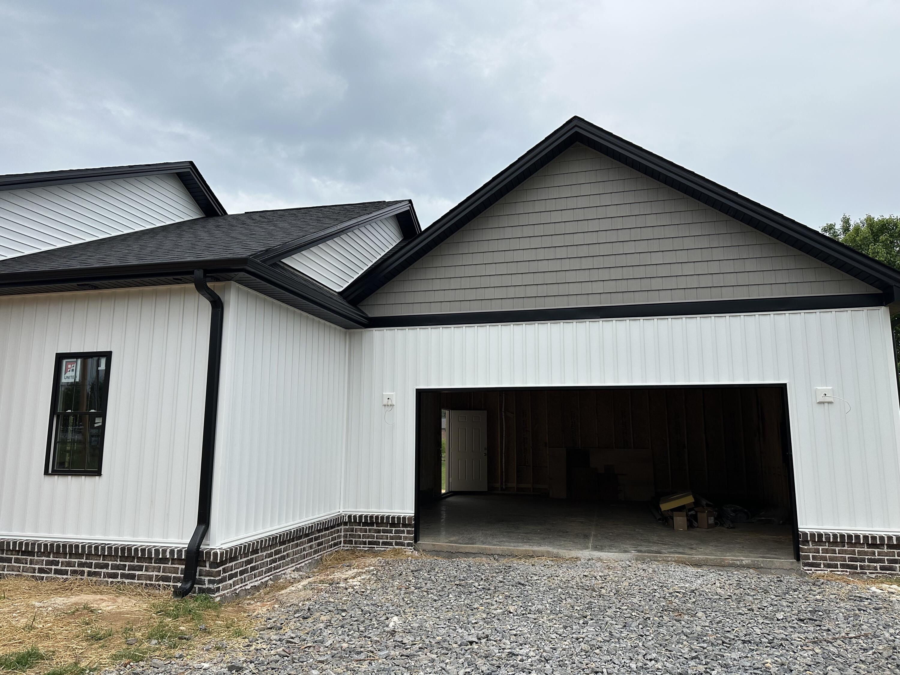 Stewartsville Rd, Vinton, Virginia image 8