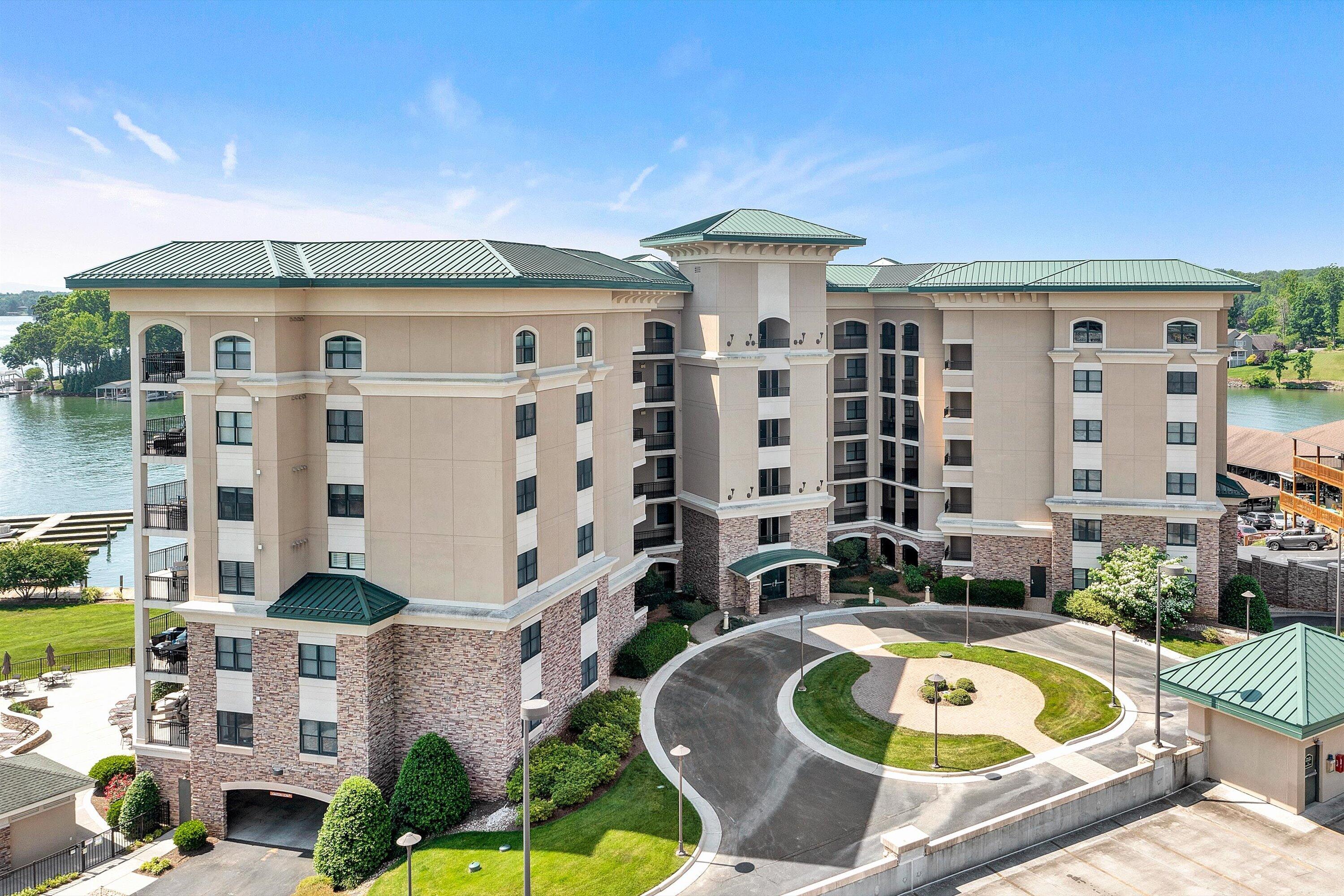 100 Bridgewater Pointe Pl #401, Moneta, Ohio image 2