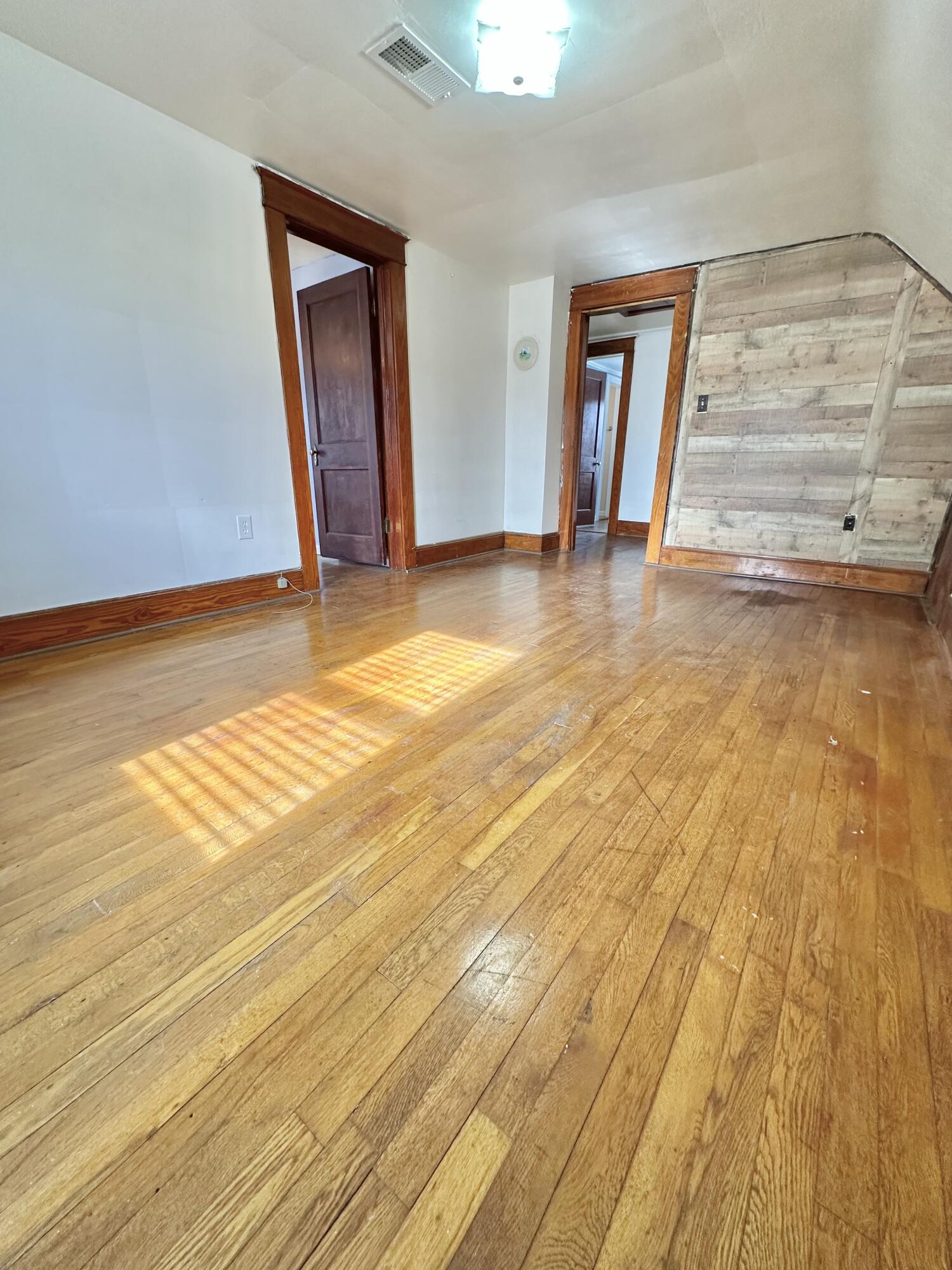 1434 S Howard Ave, Covington, Virginia image 28