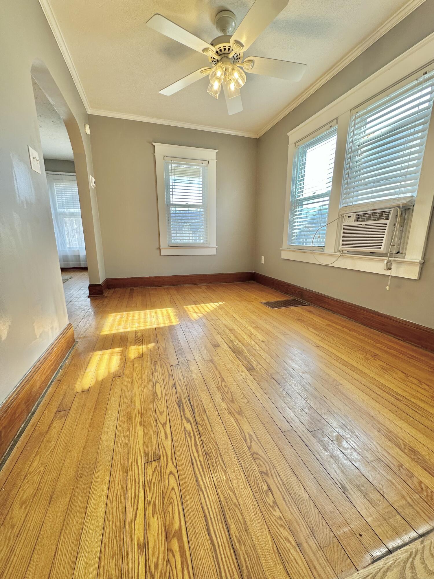 1434 S Howard Ave, Covington, Virginia image 11