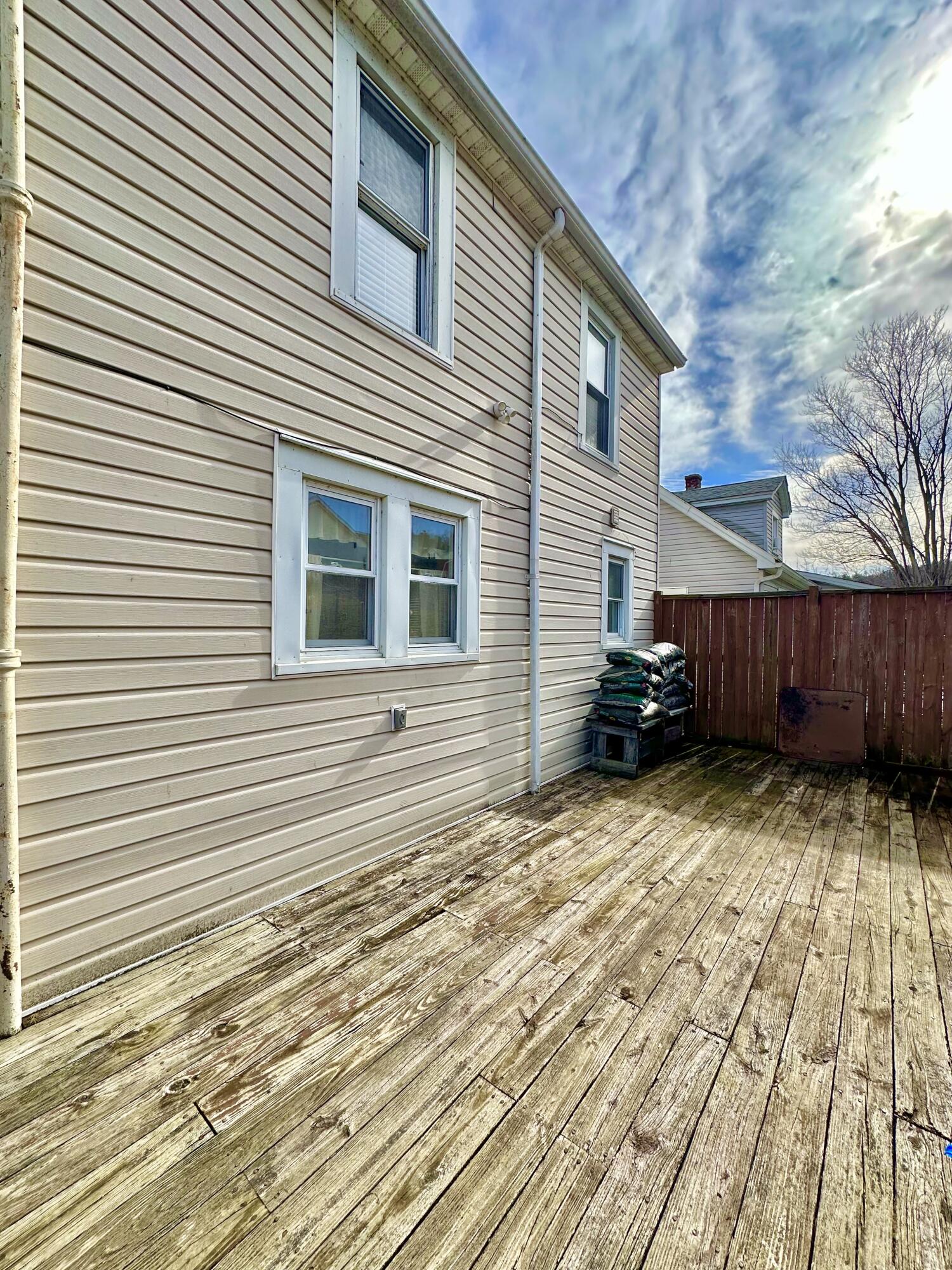 1434 S Howard Ave, Covington, Virginia image 5