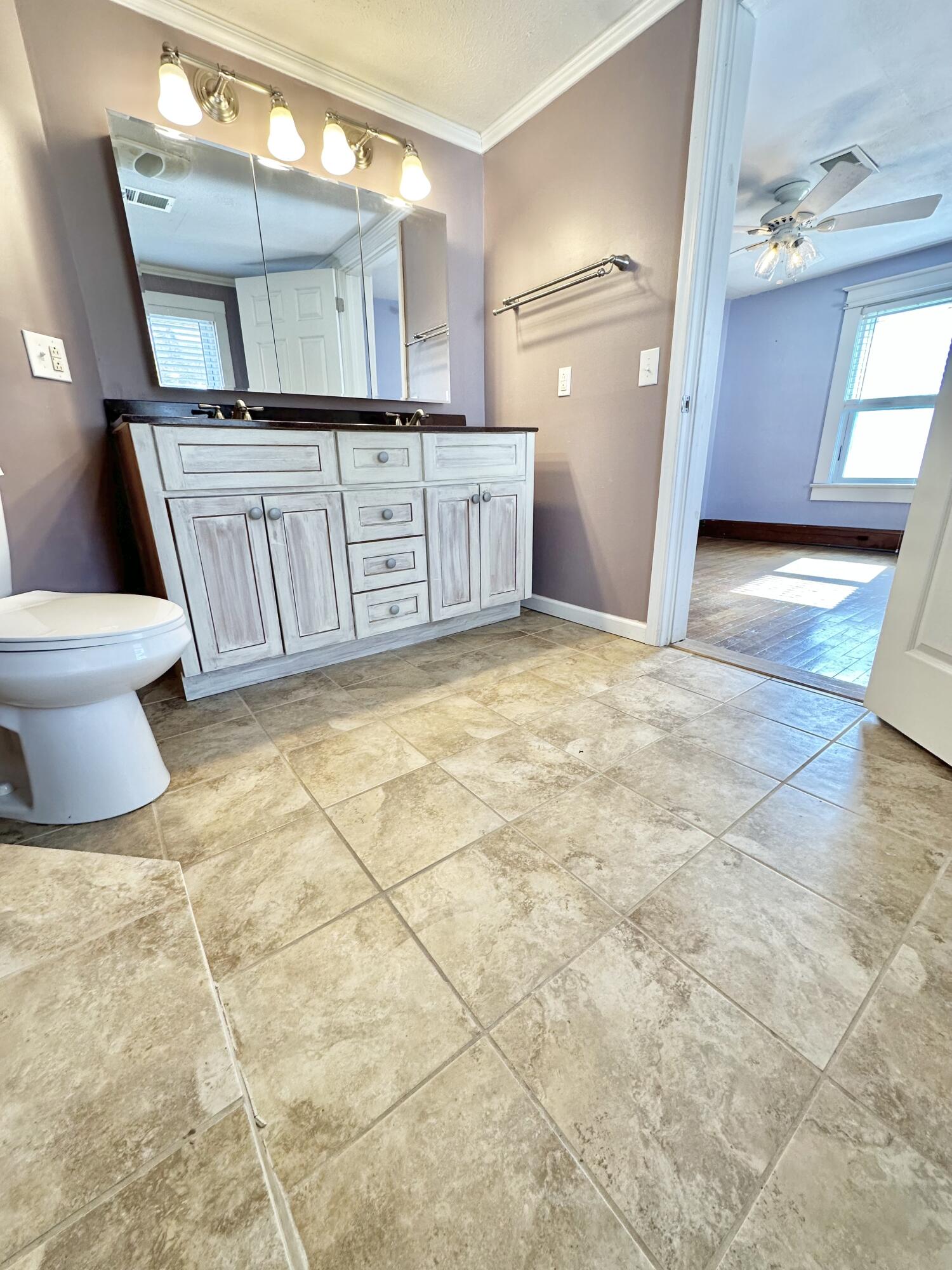 1434 S Howard Ave, Covington, Virginia image 25