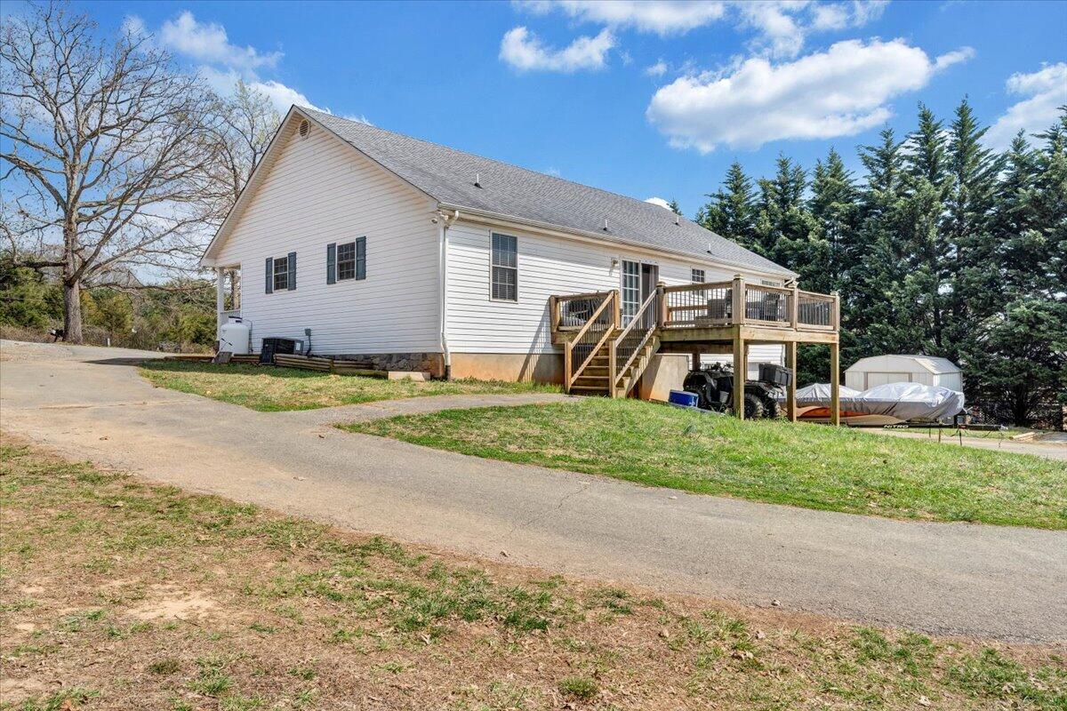 1012 Miller Hollow Rd, Goodview, Virginia image 37