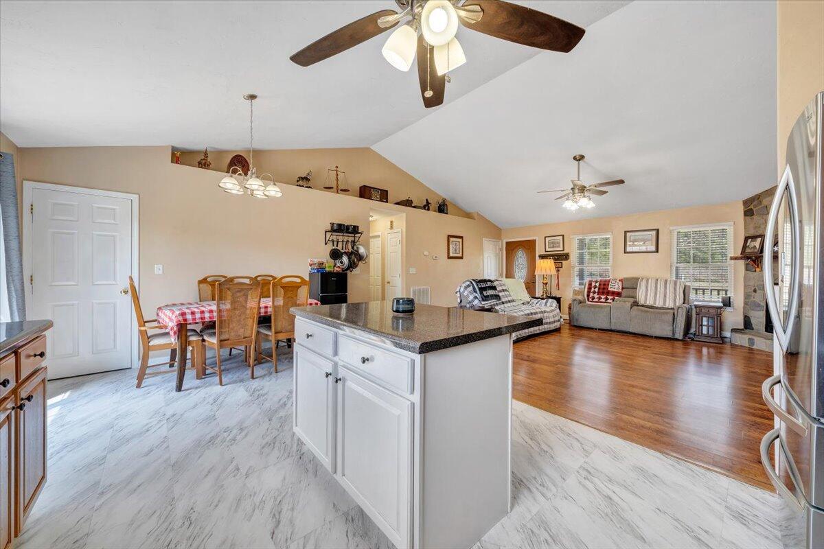 1012 Miller Hollow Rd, Goodview, Virginia image 16