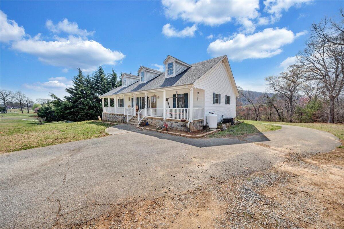 1012 Miller Hollow Rd, Goodview, Virginia image 46