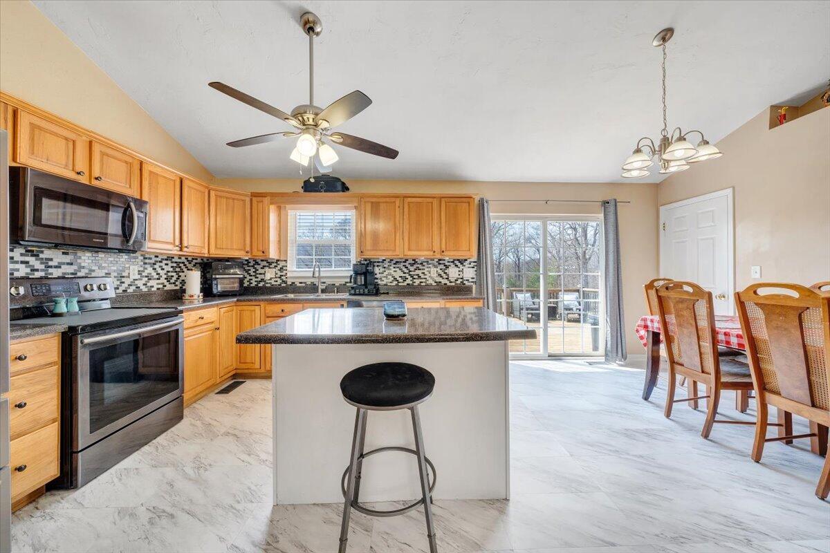 1012 Miller Hollow Rd, Goodview, Virginia image 11
