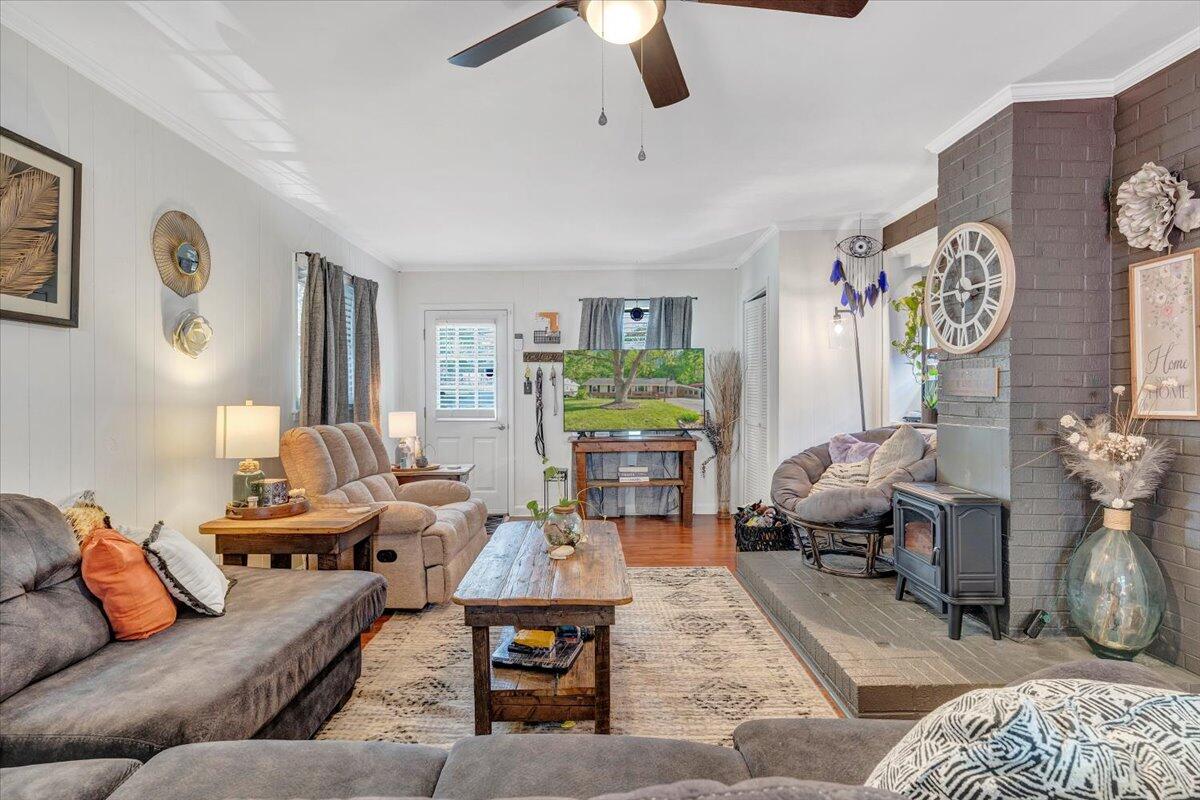 2734 Embassy Dr, Roanoke, Virginia image 21