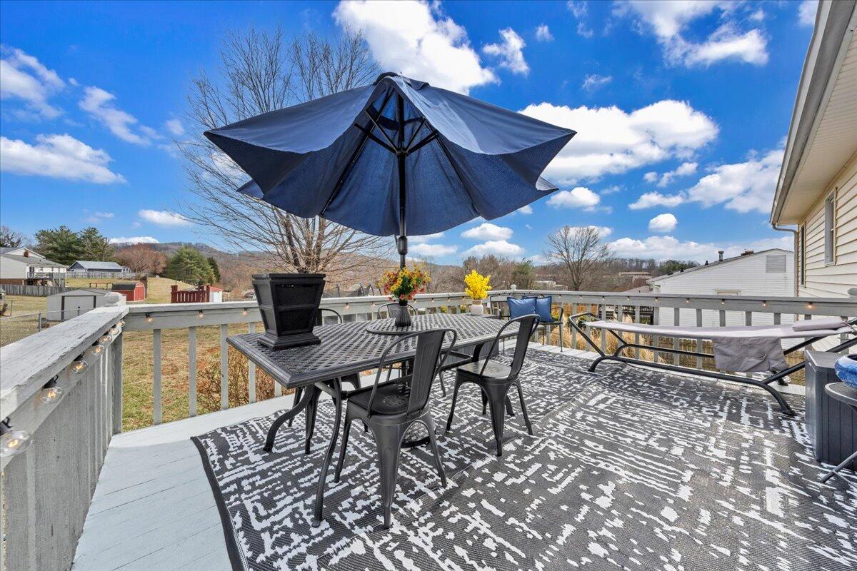 2619 Tulip Ln, Vinton, Virginia image 33