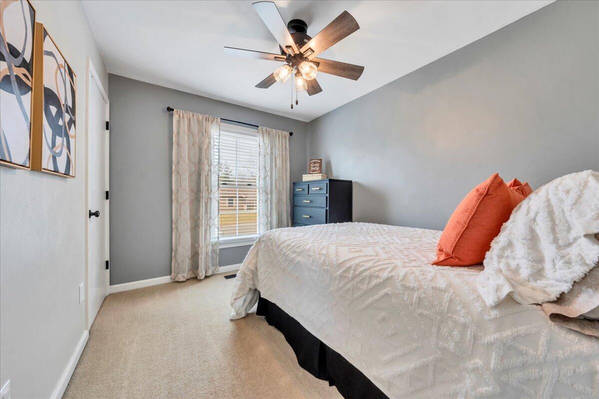 2619 Tulip Ln, Vinton, Virginia image 19