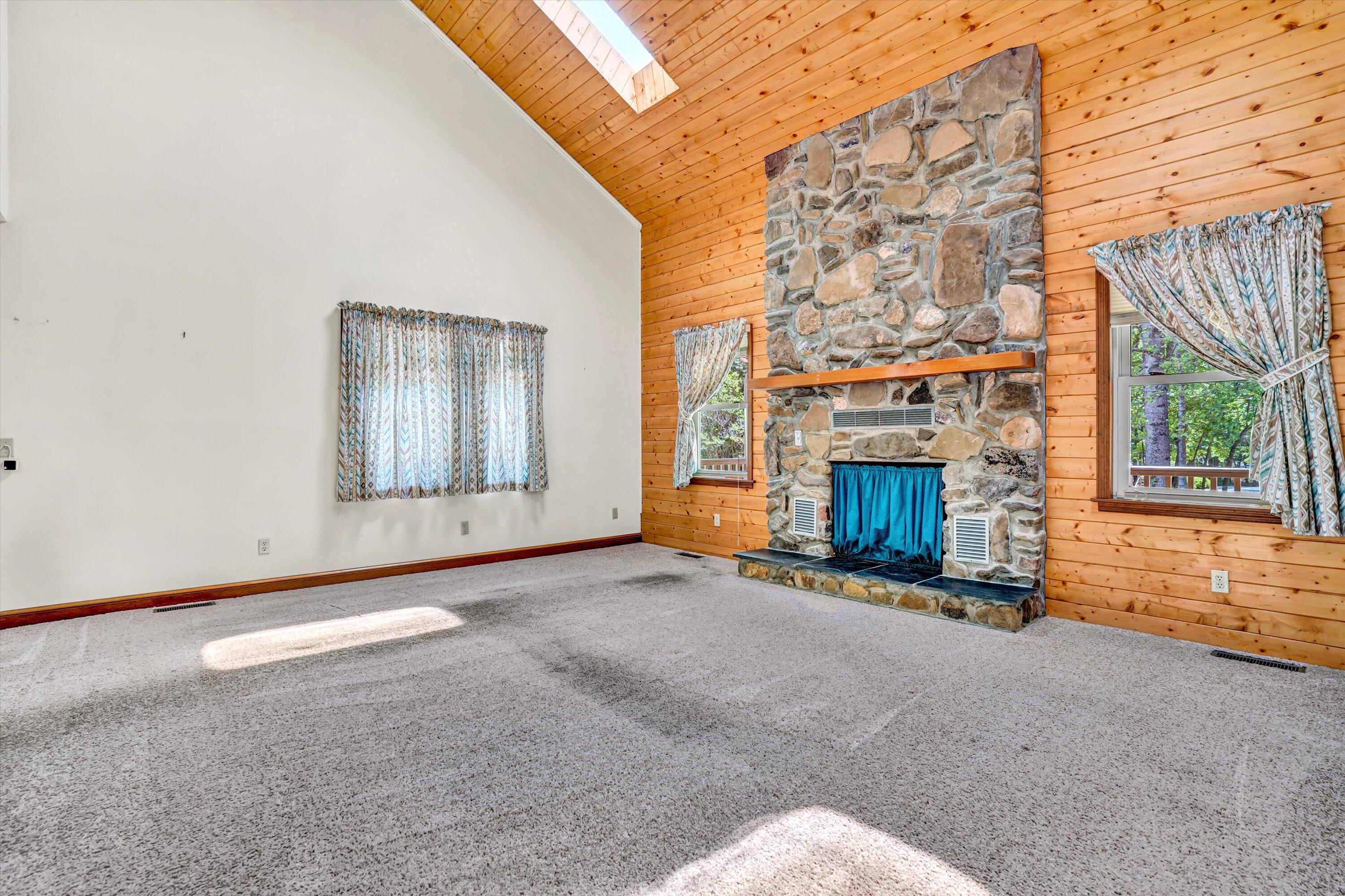 551 Heather Ridge Dr, Rocky Mount, Virginia image 8