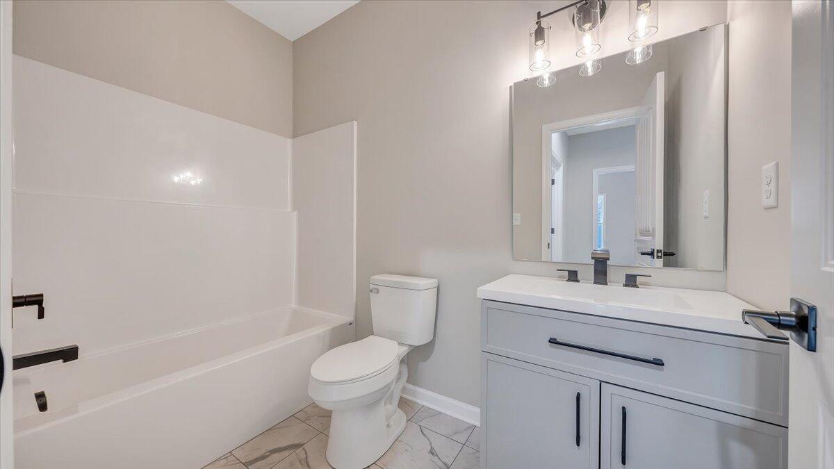 132 Chenault St, Buchanan, Virginia image 18