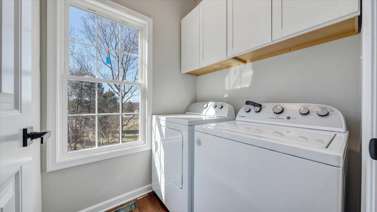 132 Chenault St, Buchanan, Virginia image 19