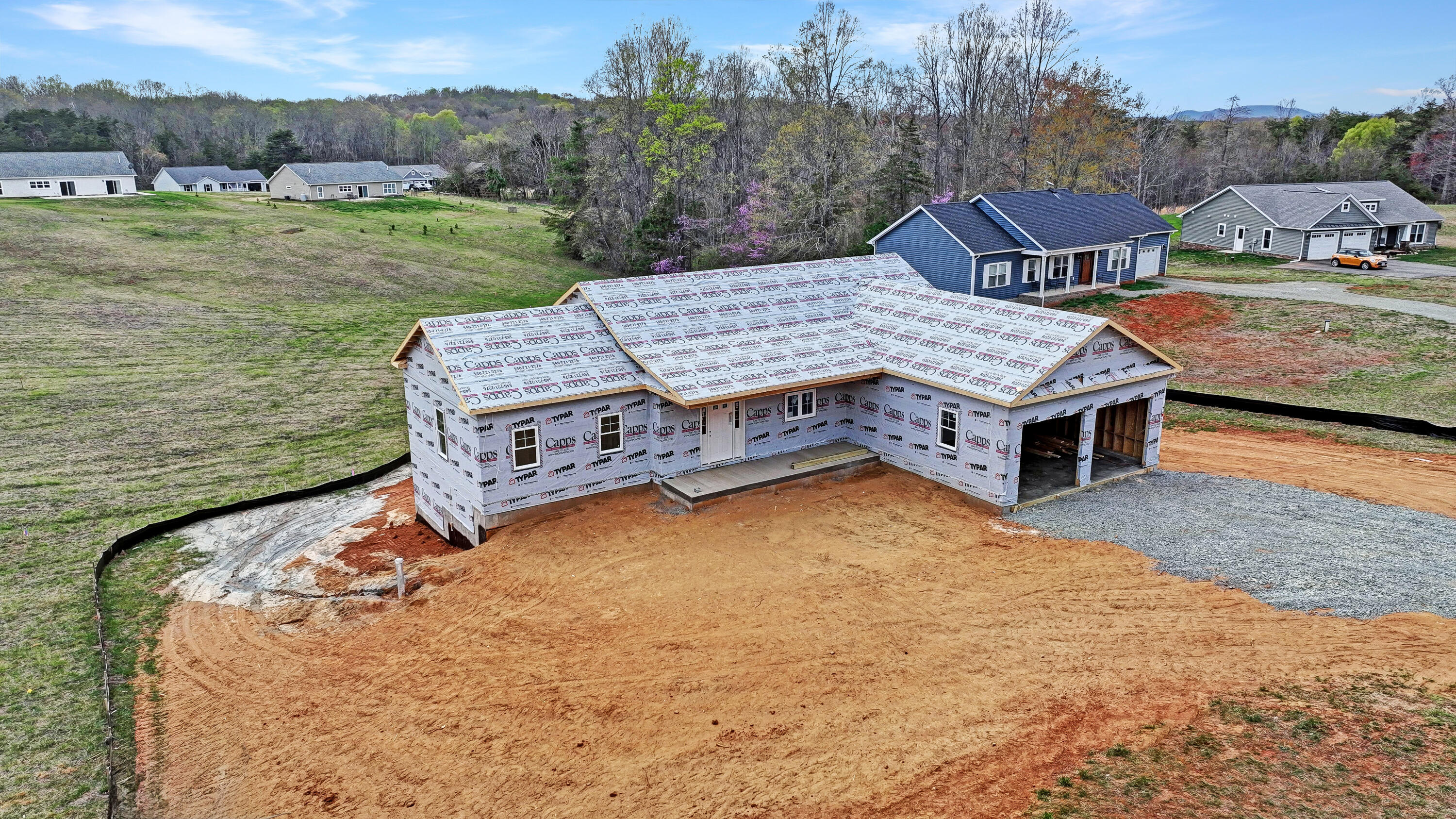 105 Belvior Cir, Moneta, Virginia image 2