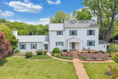 Homes For Sale - 6126 Greyholme Ln<br/> Roanoke, VA 24019