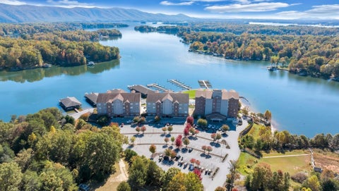 Condo For Sale - 1273 Graves Harbor Trl #304<br/> Huddleston, VA 24104