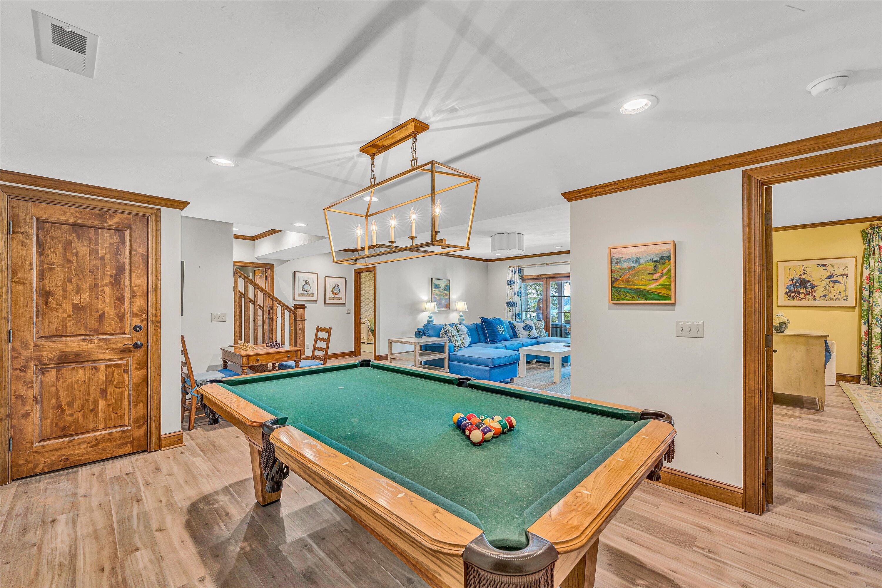 Huddleston, Virginia 24104, United States, 4 Bedrooms Bedrooms, ,4 BathroomsBathrooms,Residential,Active,179135