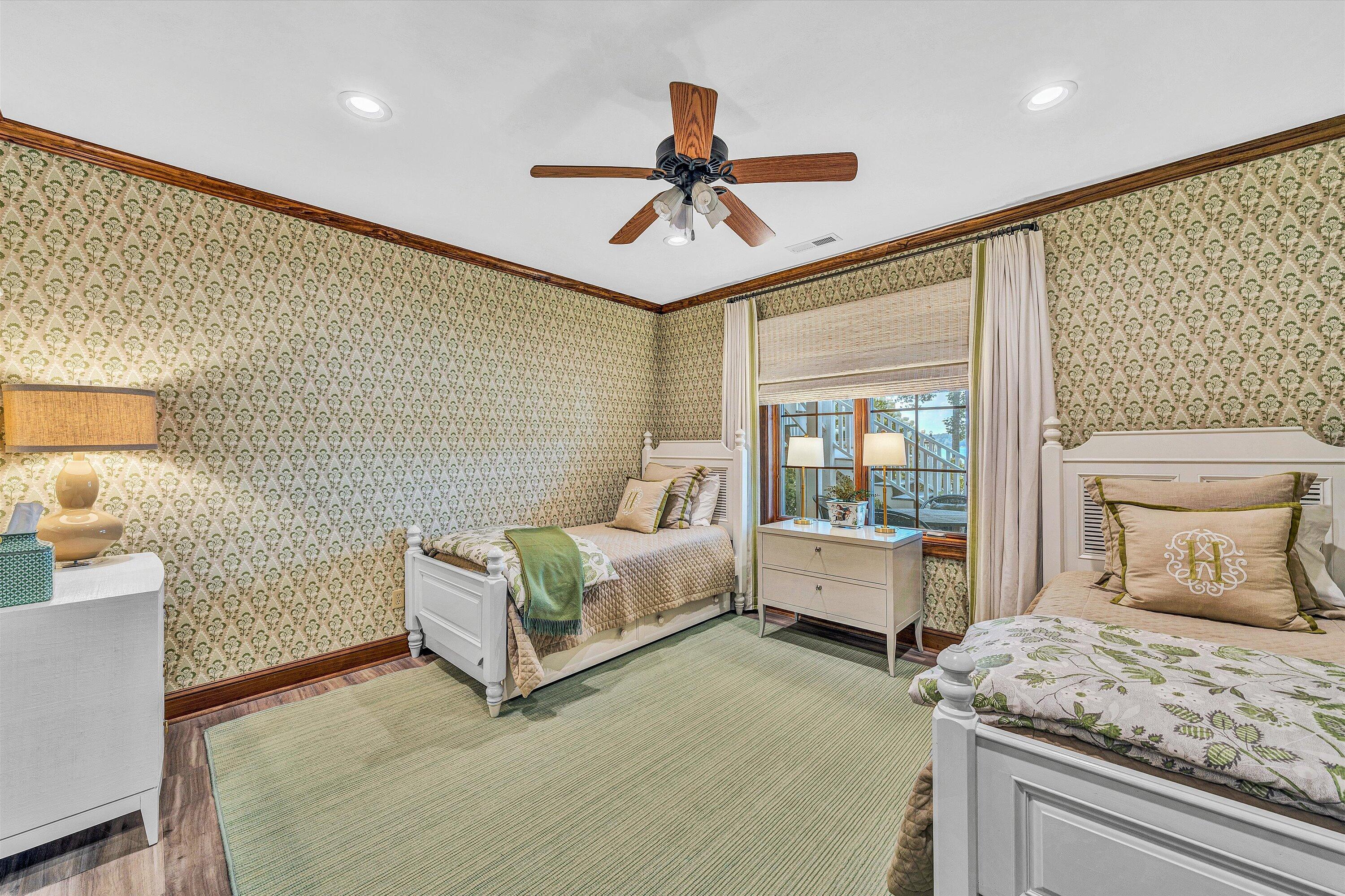 Huddleston, Virginia 24104, United States, 4 Bedrooms Bedrooms, ,4 BathroomsBathrooms,Residential,Active,179135