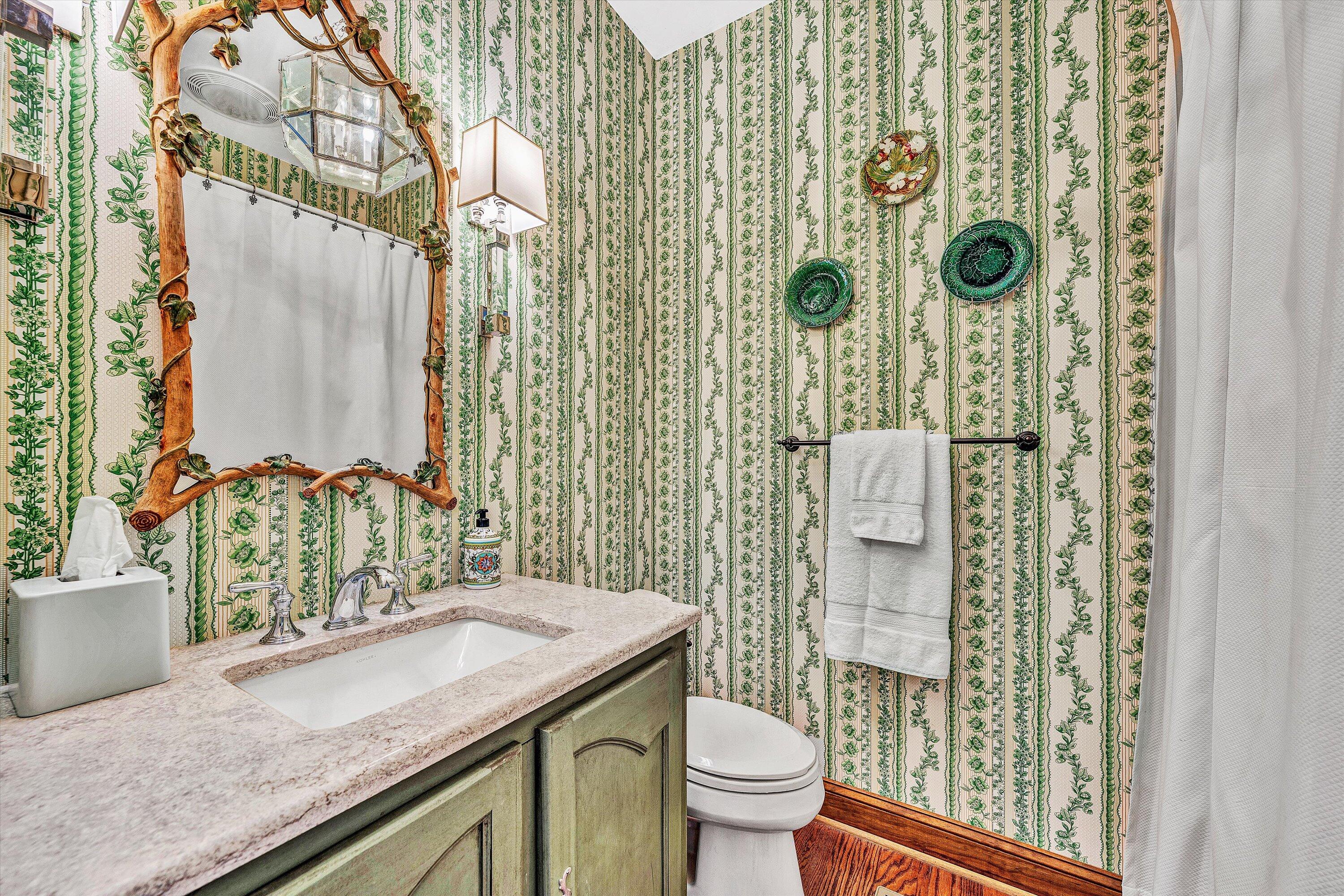 Huddleston, Virginia 24104, United States, 4 Bedrooms Bedrooms, ,4 BathroomsBathrooms,Residential,Active,179135