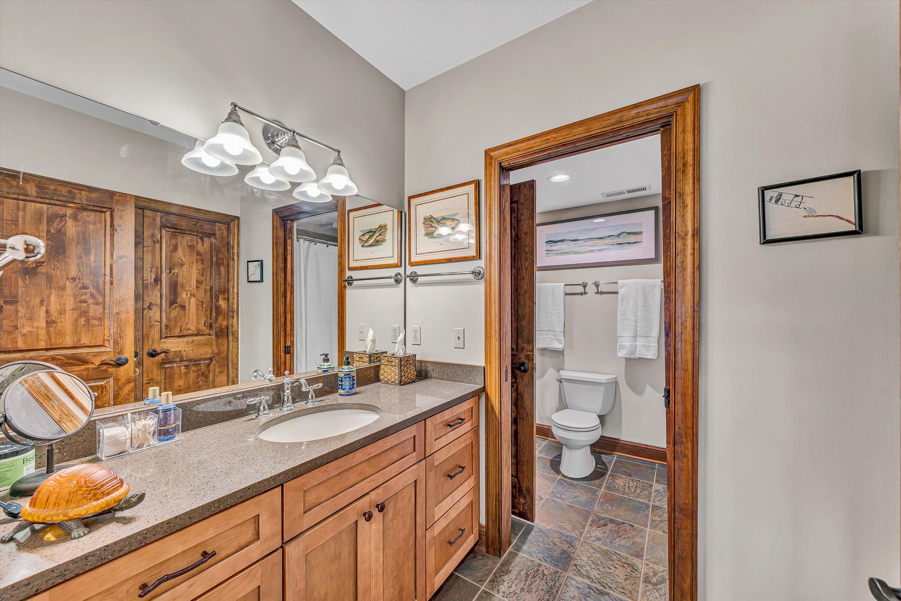 Huddleston, Virginia 24104, United States, 4 Bedrooms Bedrooms, ,4 BathroomsBathrooms,Residential,Active,179135