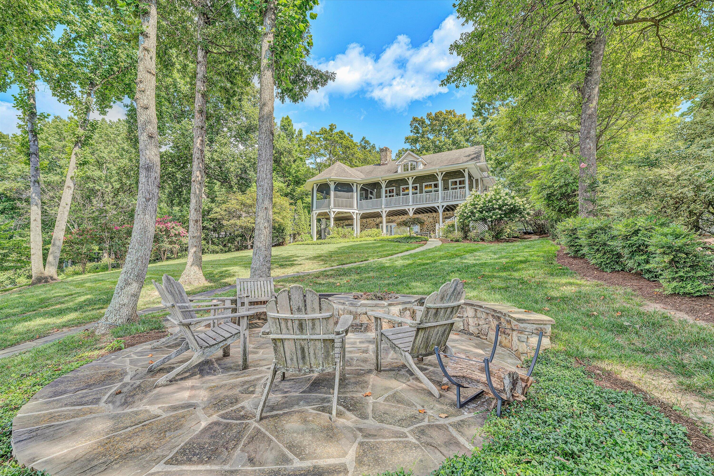 Huddleston, Virginia 24104, United States, 4 Bedrooms Bedrooms, ,4 BathroomsBathrooms,Residential,Active,179135