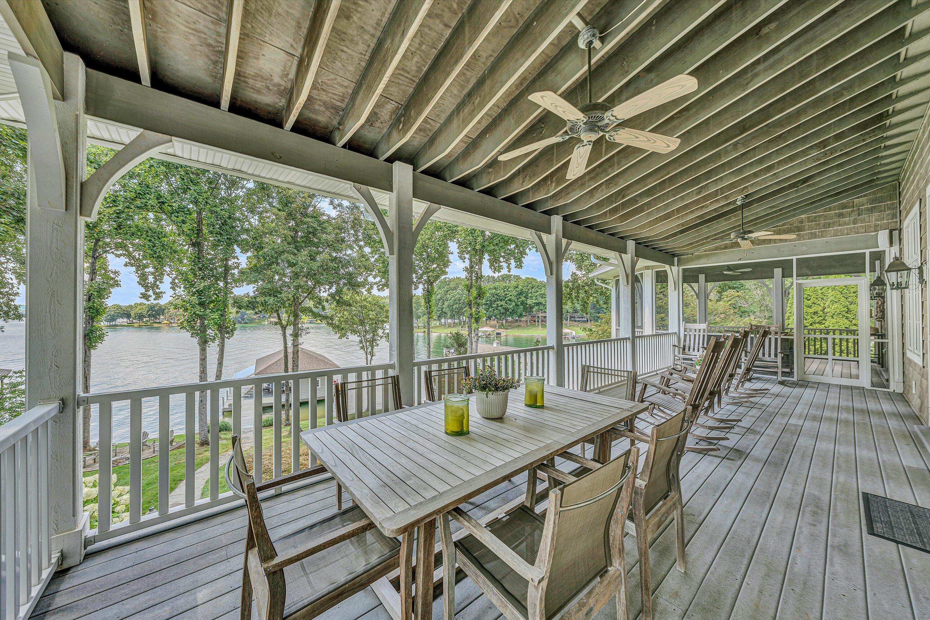 Huddleston, Virginia 24104, United States, 4 Bedrooms Bedrooms, ,4 BathroomsBathrooms,Residential,Active,179135